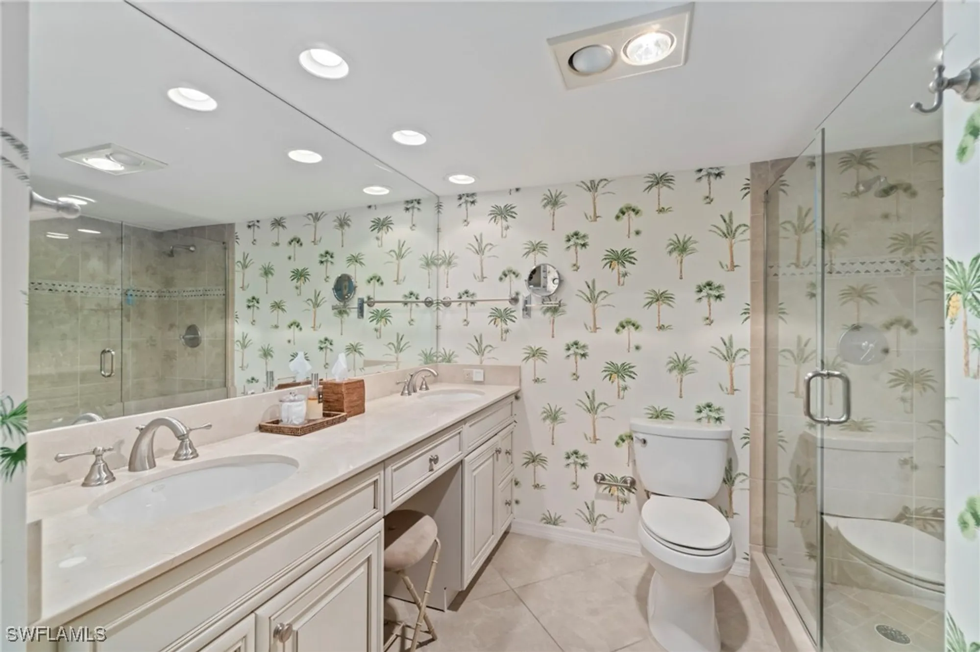 Property Slideshow image 23 of 49 | 3483 gulf shore blvd 105, Naples, FL, 34103