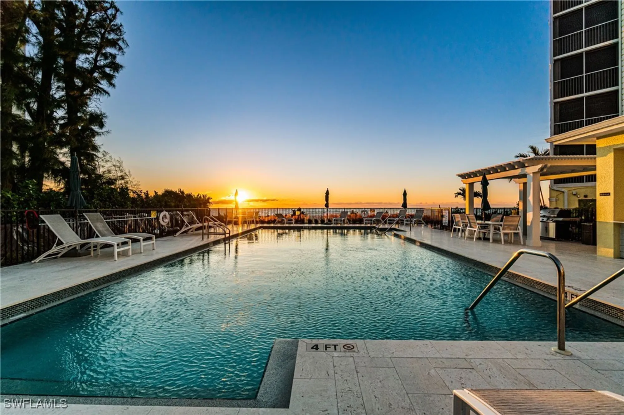 Property Slideshow image 4 of 49 | 3483 gulf shore blvd 105, Naples, FL, 34103