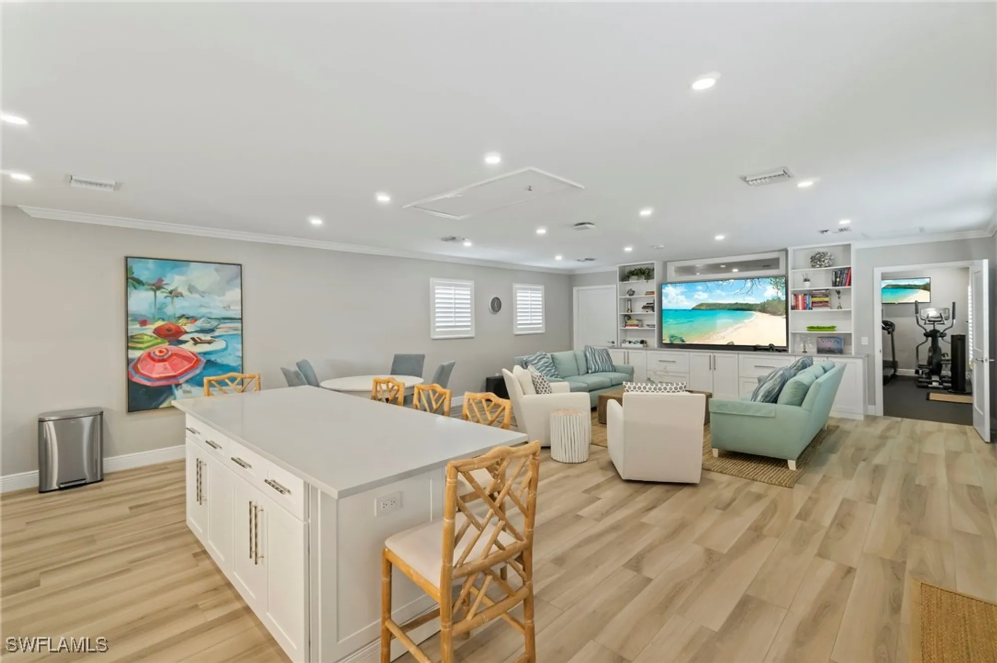 Property Slideshow image 43 of 49 | 3483 gulf shore blvd 105, Naples, FL, 34103