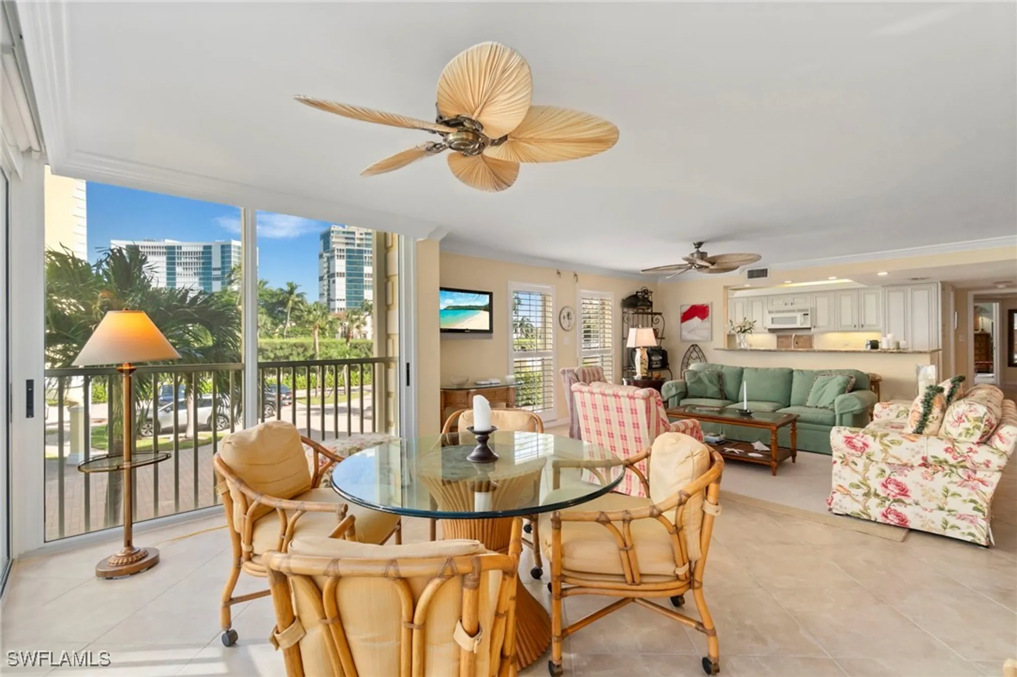 Property Slideshow image 9 of 49 | 3483 gulf shore blvd 105, Naples, FL, 34103