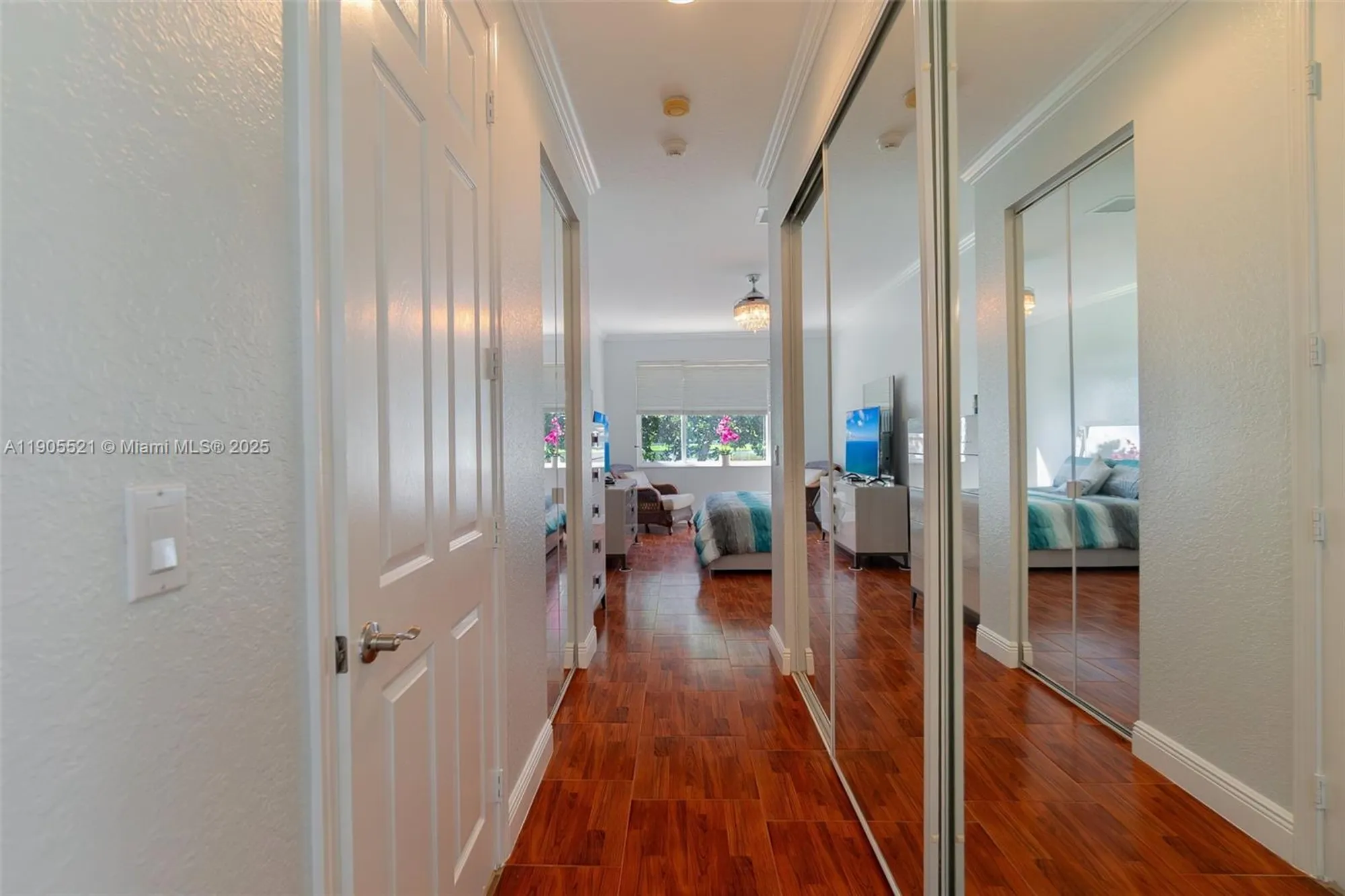 Property Slideshow image 14 of 43 | 2675 clipper cir, West Palm Beach, FL, 33411