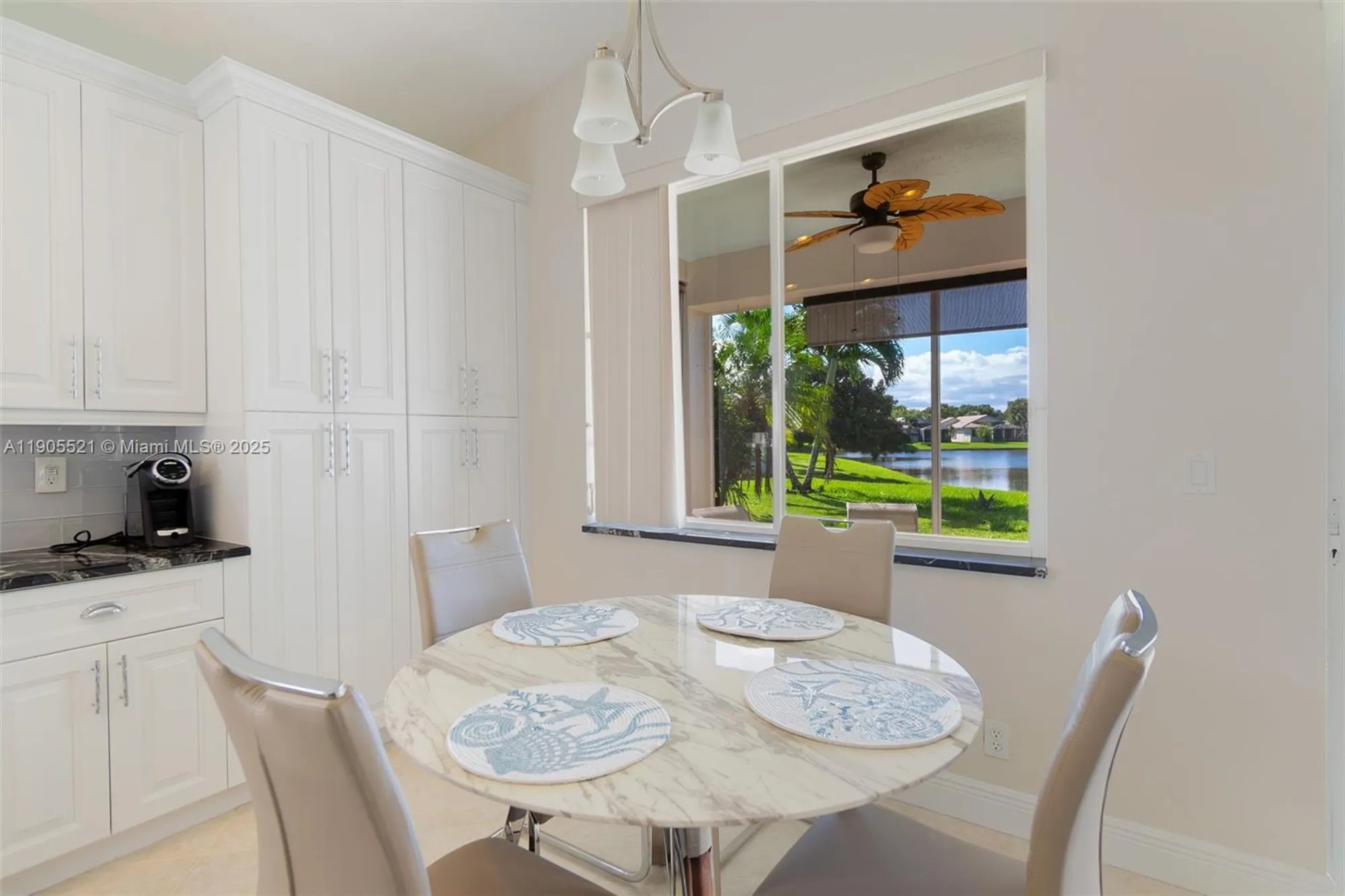 Property Slideshow image 11 of 43 | 2675 clipper cir, West Palm Beach, FL, 33411