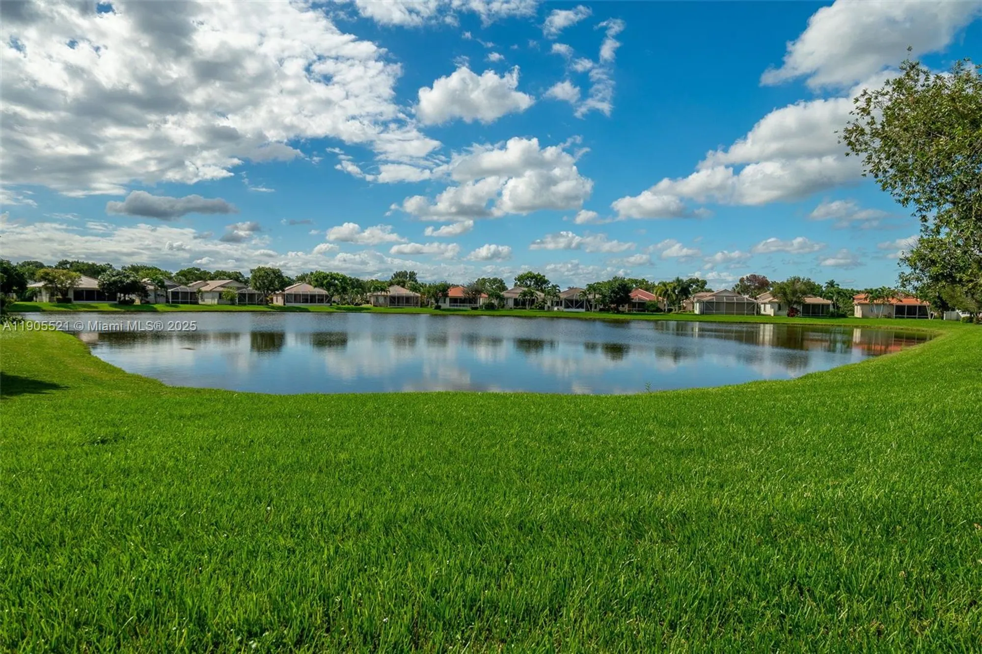 Property Slideshow image 29 of 43 | 2675 clipper cir, West Palm Beach, FL, 33411