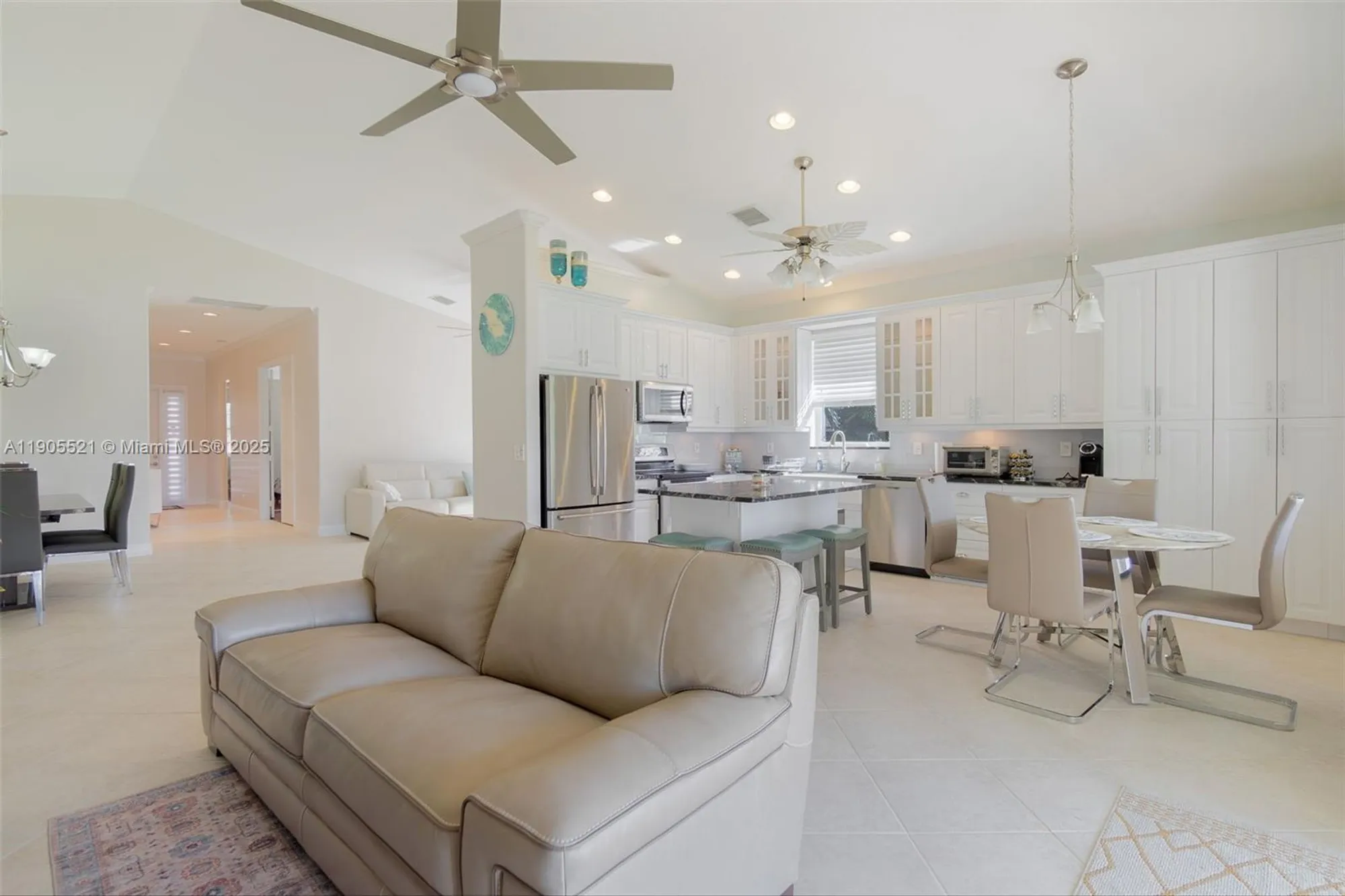 Property Slideshow image 6 of 43 | 2675 clipper cir, West Palm Beach, FL, 33411