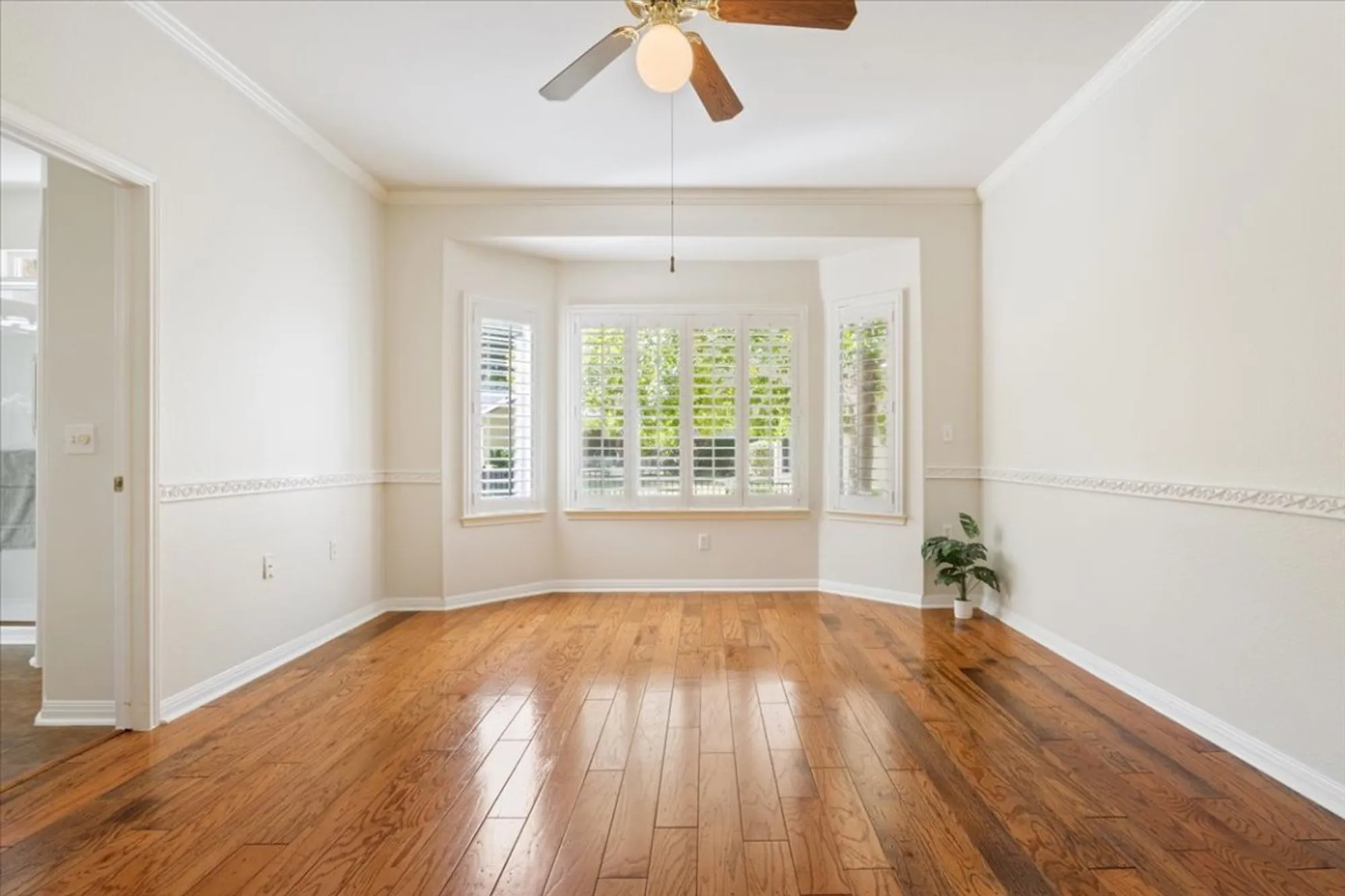 Property Slideshow image 21 of 36 | 107 rain lily ln, Georgetown, TX, 78633