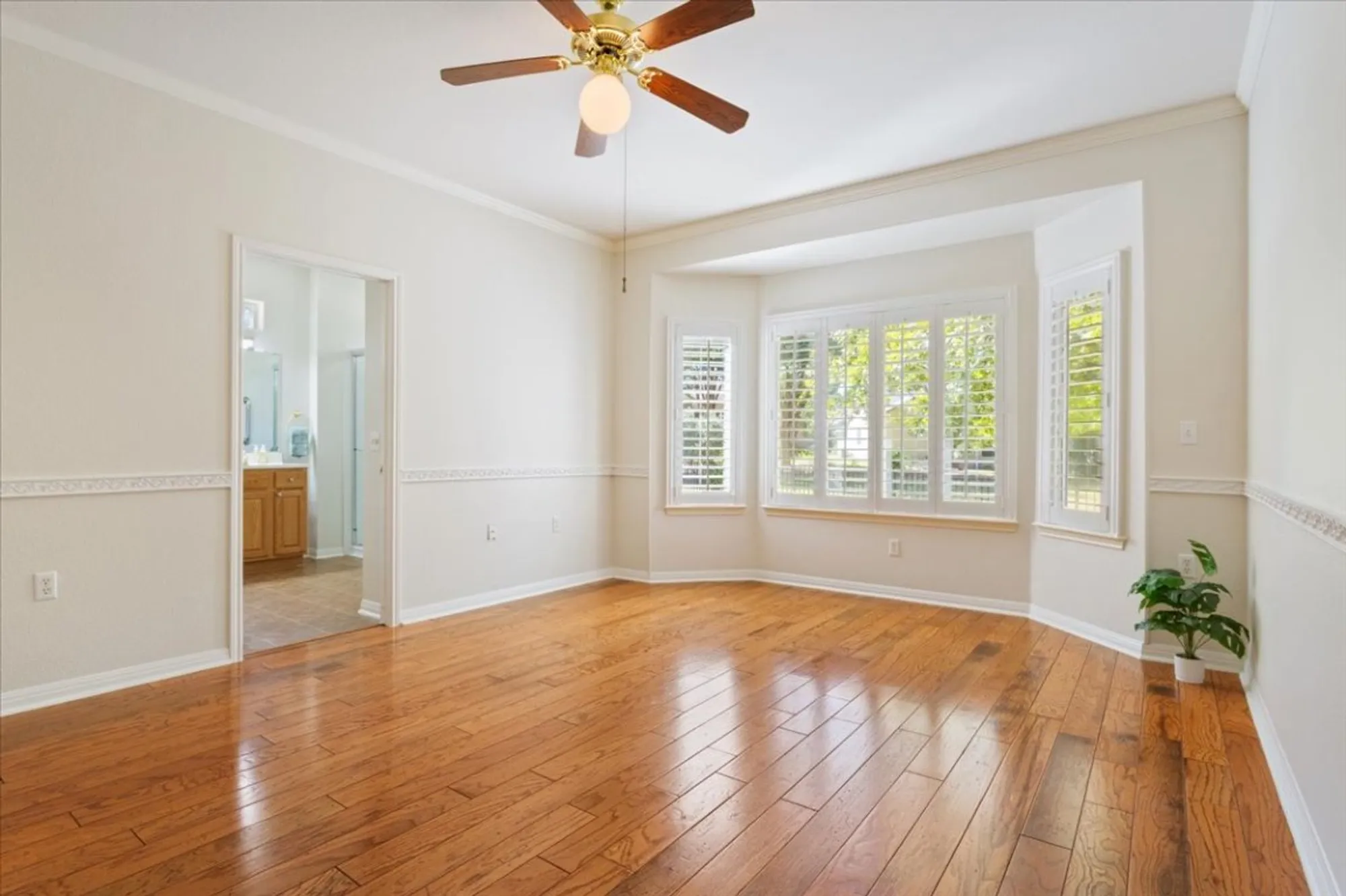 Property Slideshow image 22 of 36 | 107 rain lily ln, Georgetown, TX, 78633