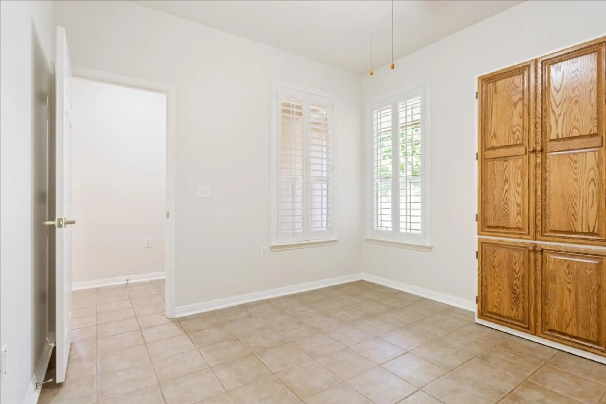 Property Slideshow image 9 of 36 | 107 rain lily ln, Georgetown, TX, 78633