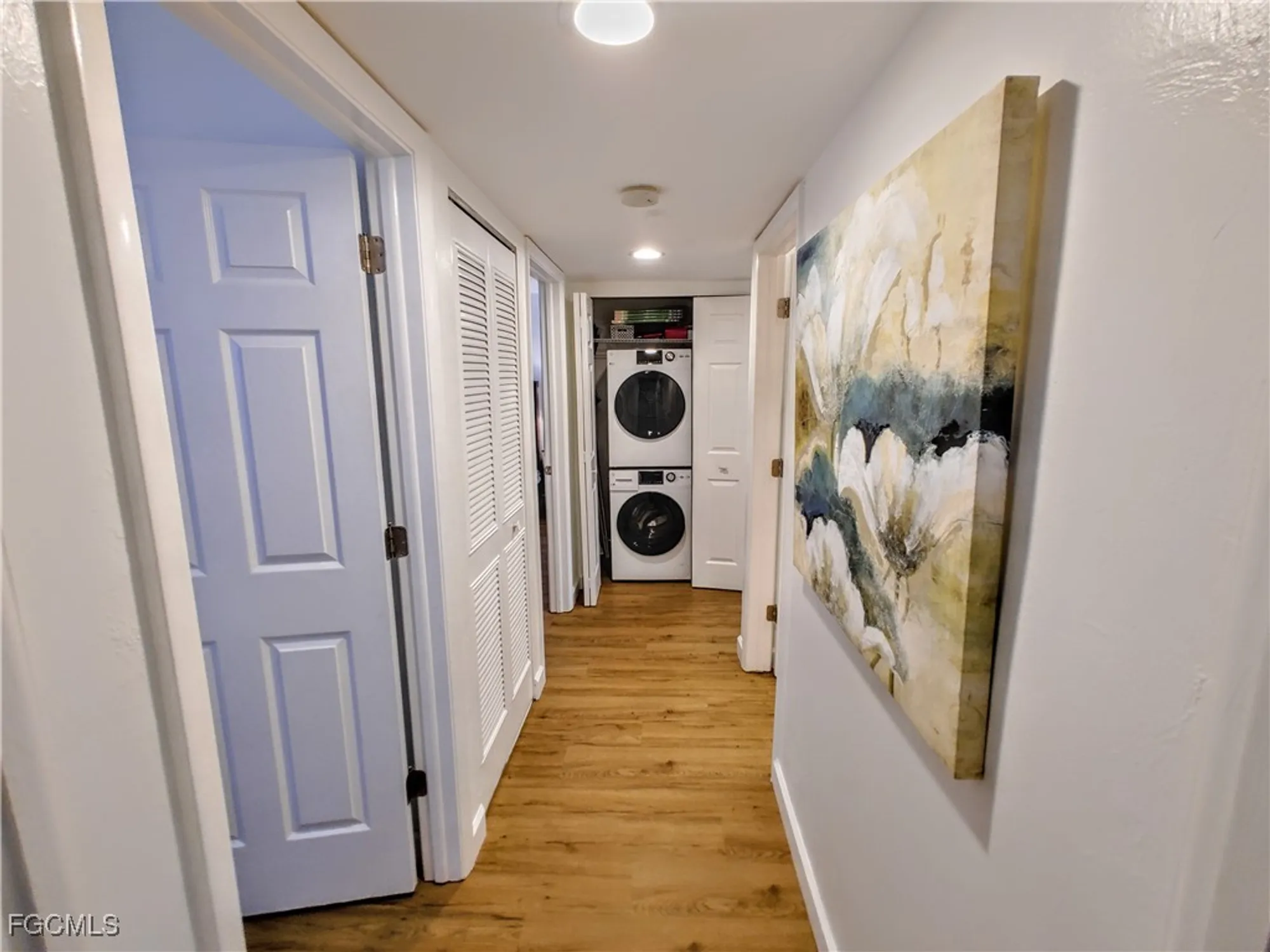 Property Slideshow image 20 of 39 | 5830 trailwinds dr 813, Fort Myers, FL, 33907