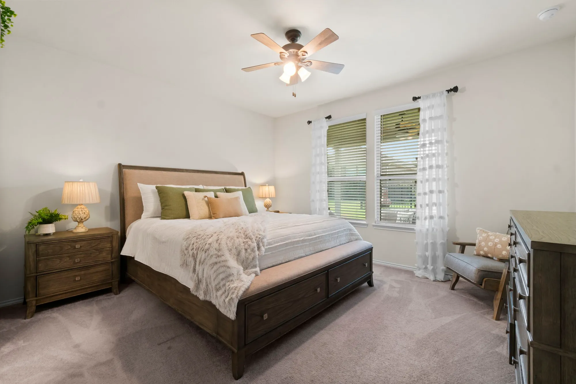 Property Slideshow image 17 of 42 | 242 flaxen chestnut, Spring, TX, 77382