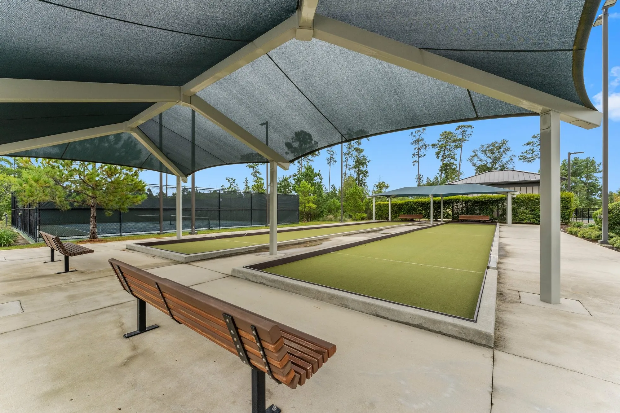 Property Slideshow image 39 of 42 | 242 flaxen chestnut, Spring, TX, 77382