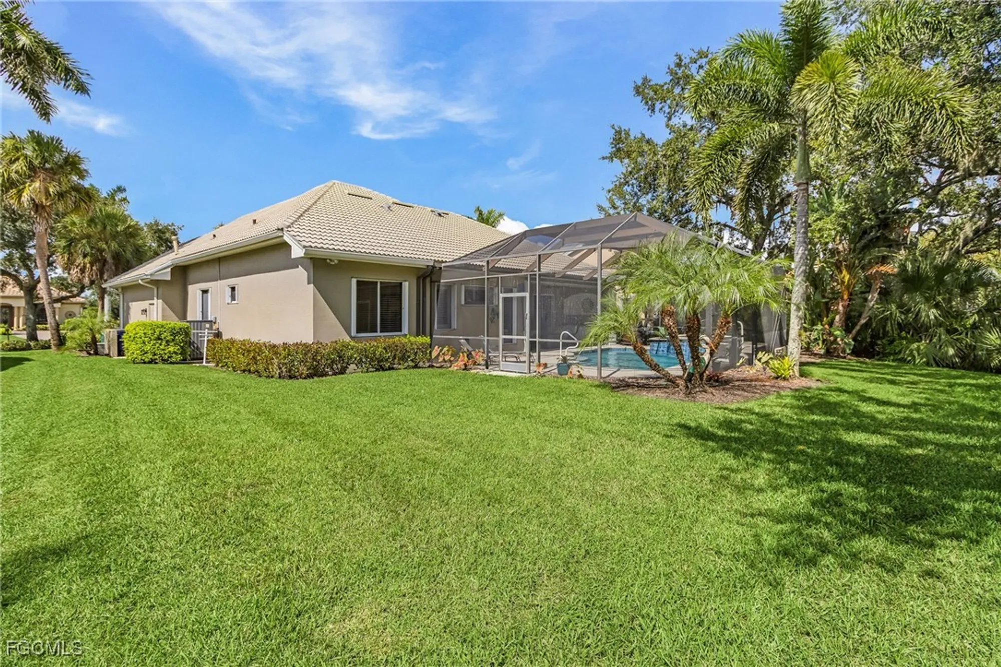 Property Slideshow image 26 of 44 | 3280 shady bnd, Fort Myers, FL, 33905