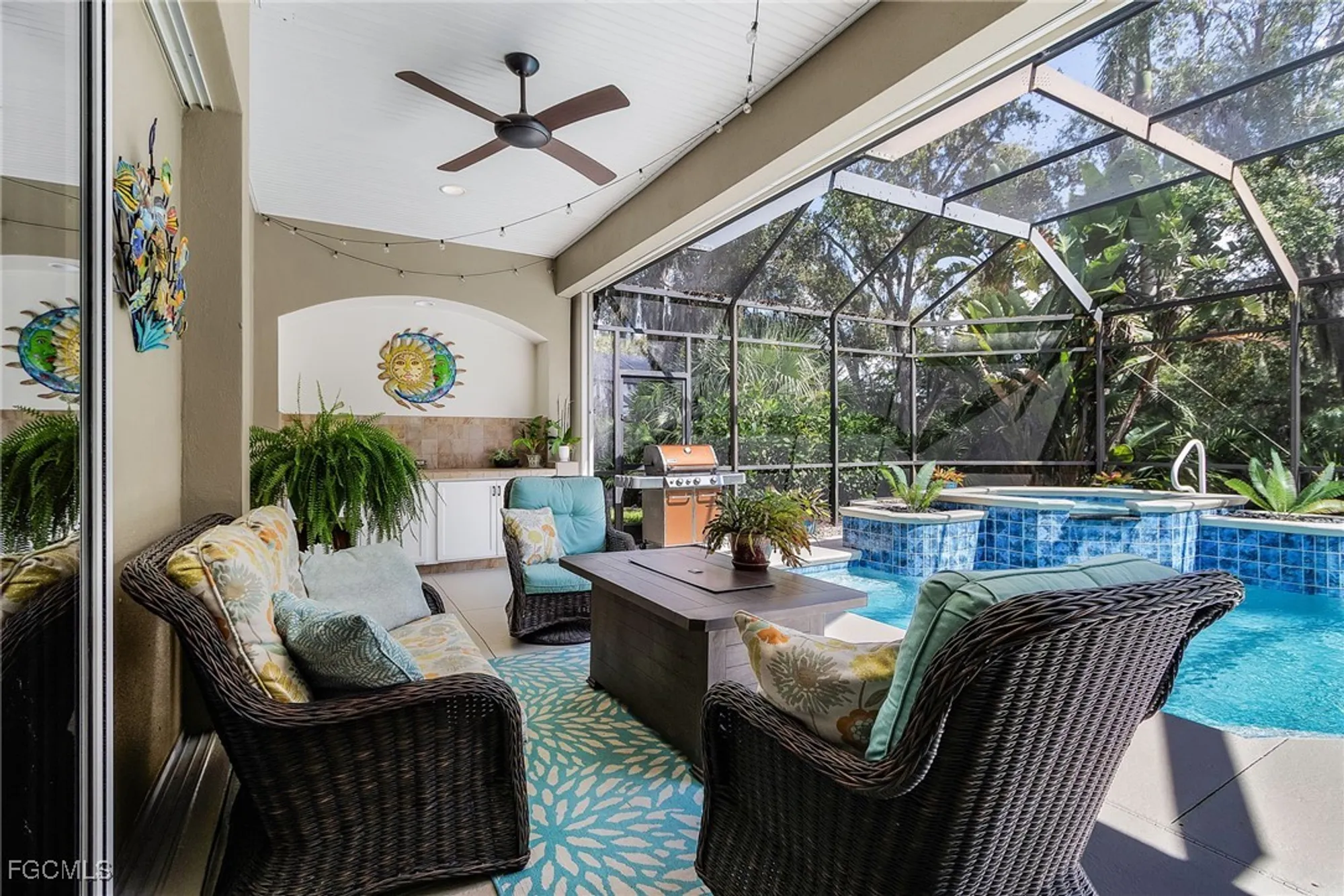 Property Slideshow image 20 of 44 | 3280 shady bnd, Fort Myers, FL, 33905