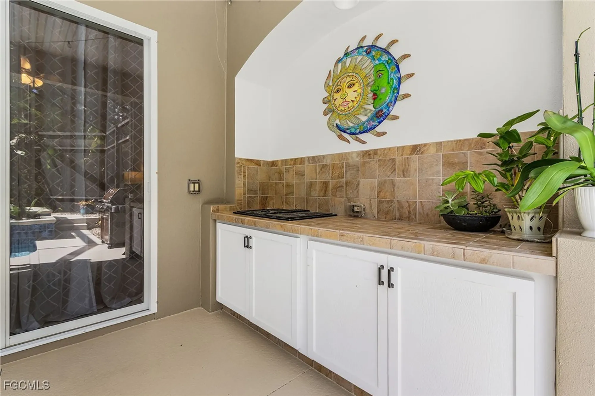 Property Slideshow image 22 of 44 | 3280 shady bnd, Fort Myers, FL, 33905