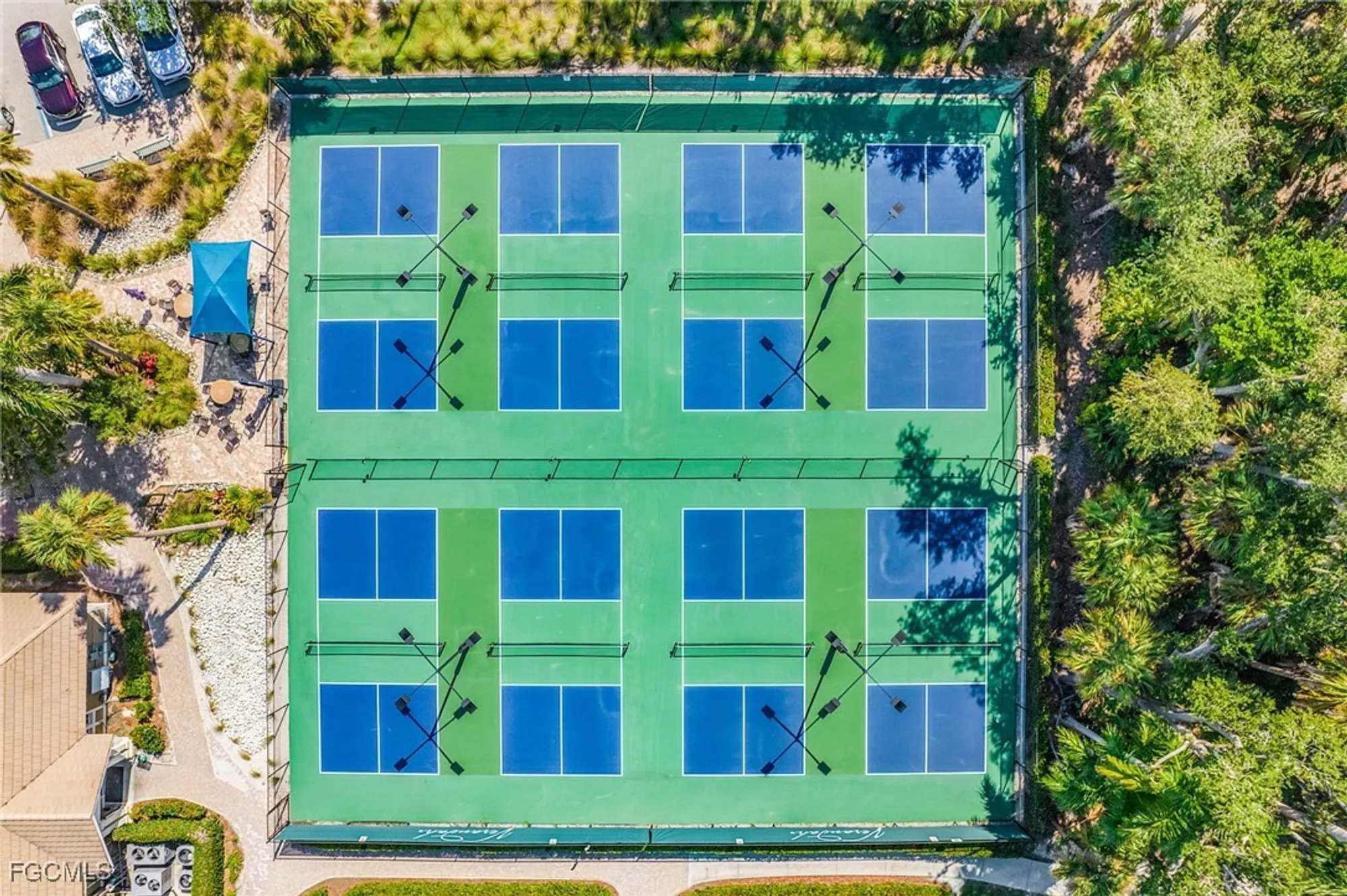 Property Slideshow image 34 of 44 | 3280 shady bnd, Fort Myers, FL, 33905