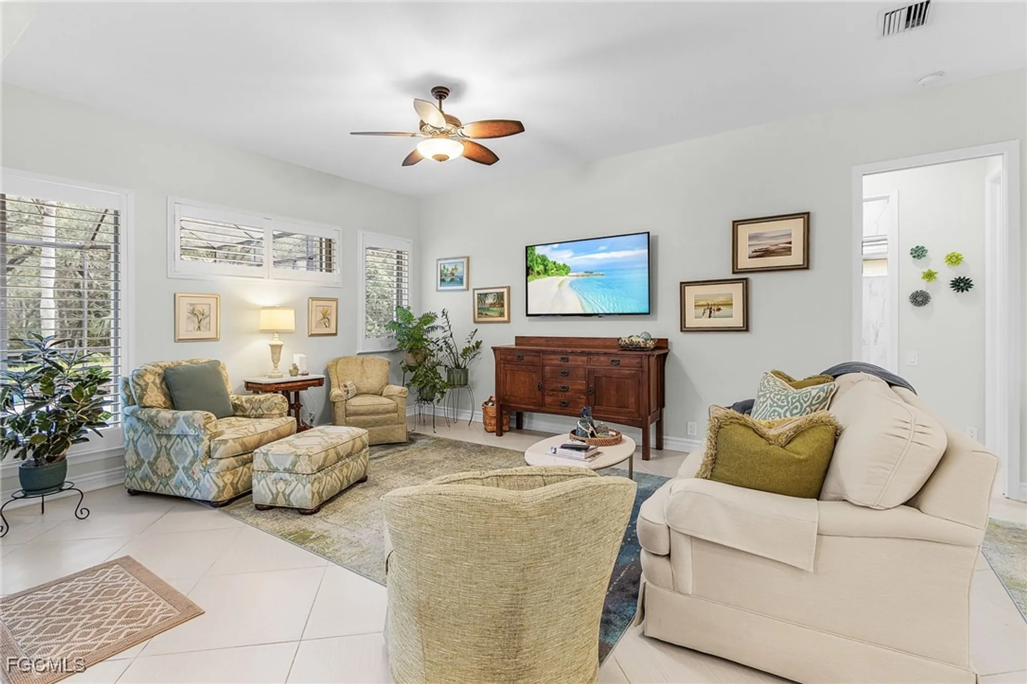 Property Slideshow image 5 of 44 | 3280 shady bnd, Fort Myers, FL, 33905