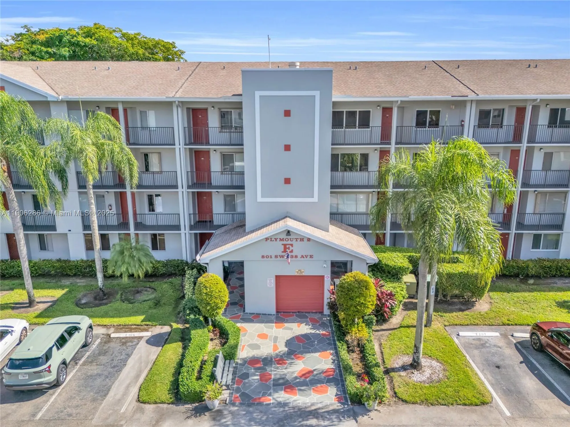 Property Slideshow image 16 of 23 | 801 sw 138th ave apt 310e, Pembroke Pines, FL, 33027