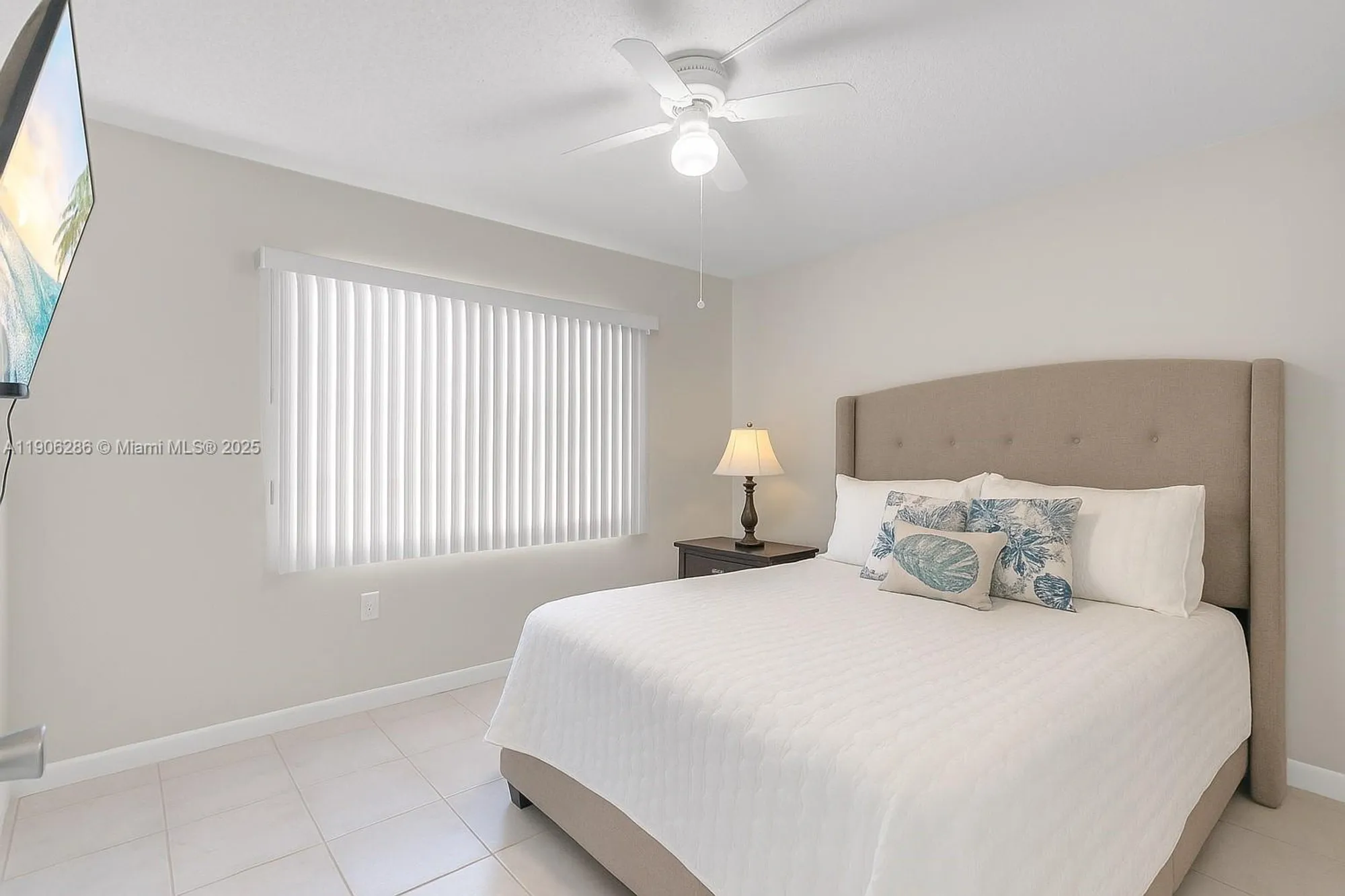 Property Slideshow image 7 of 23 | 801 sw 138th ave apt 310e, Pembroke Pines, FL, 33027
