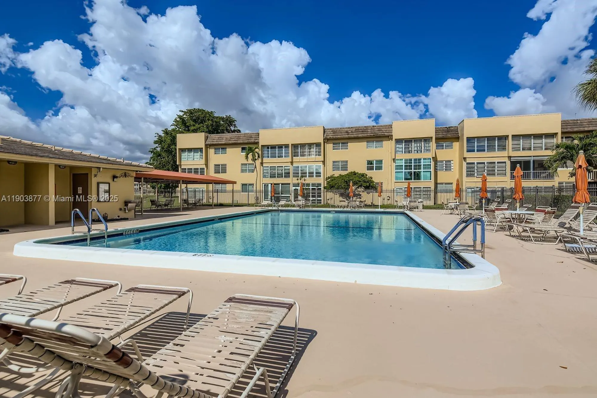 Property Slideshow image 12 of 13 | 6300 nw 62nd st 210, Tamarac, FL, 33319