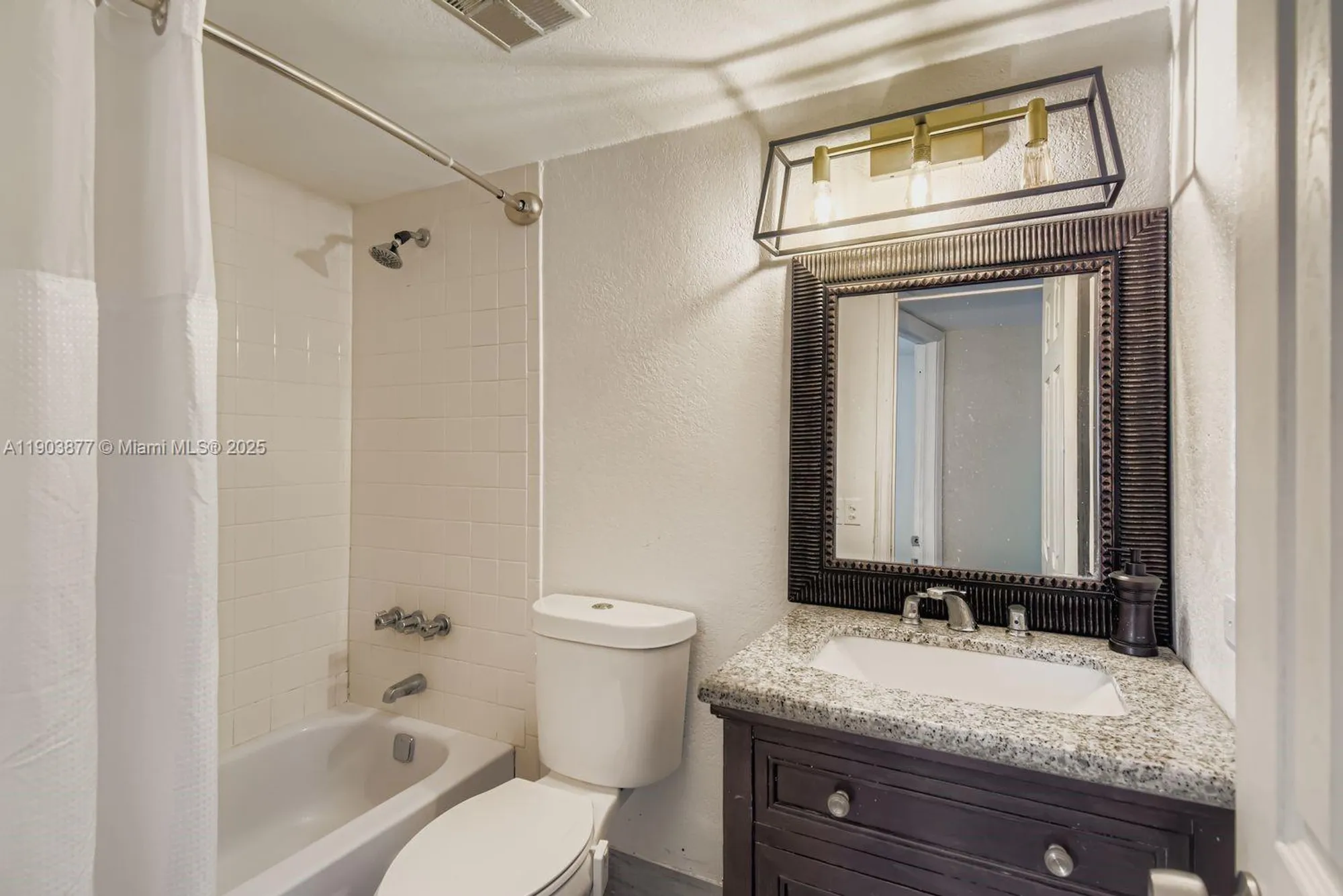 Property Slideshow image 7 of 13 | 6300 nw 62nd st 210, Tamarac, FL, 33319