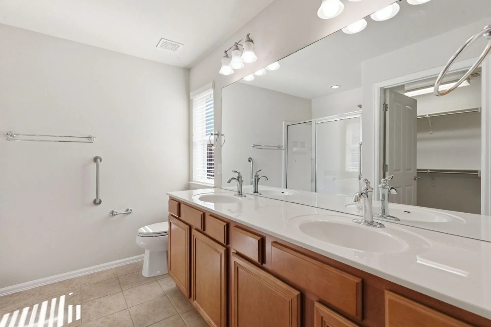 Property Slideshow image 18 of 24 | 537 salt creek ln, Georgetown, TX, 78633