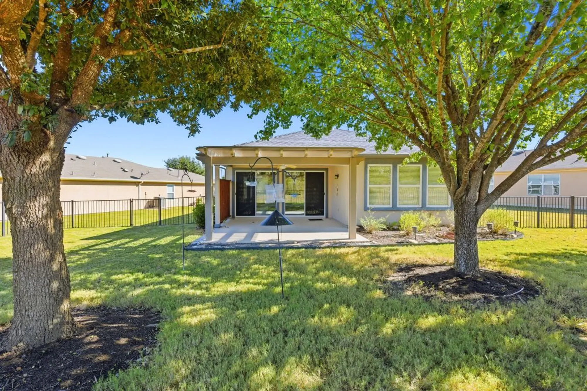 Property Slideshow image 13 of 24 | 537 salt creek ln, Georgetown, TX, 78633