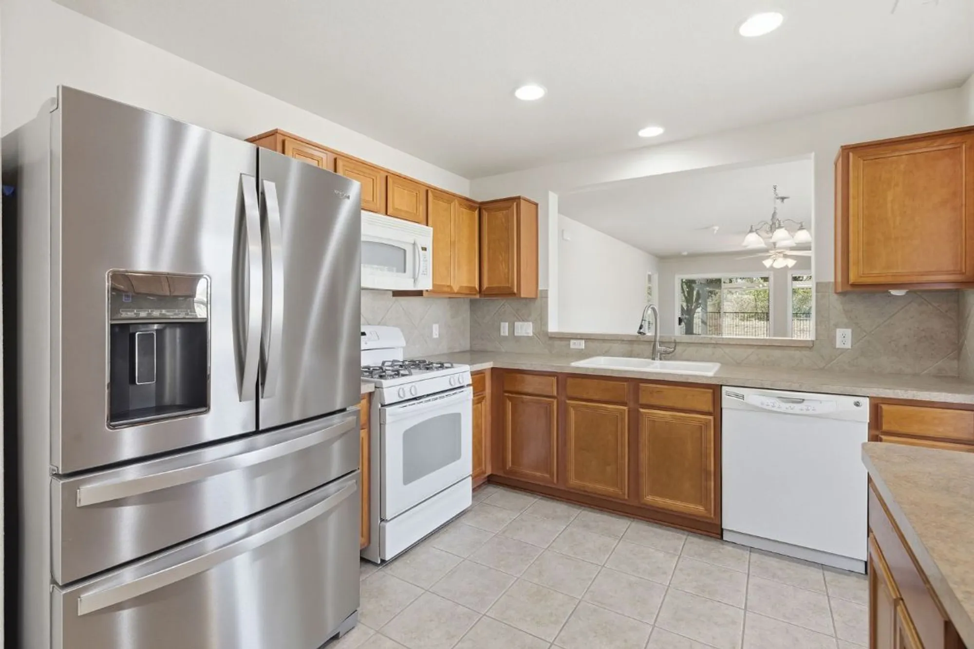 Property Slideshow image 4 of 24 | 537 salt creek ln, Georgetown, TX, 78633