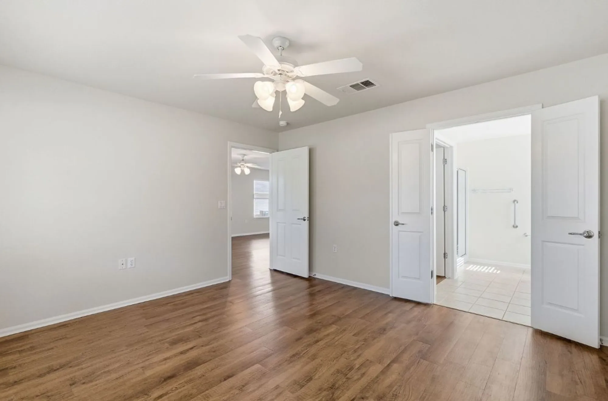 Property Slideshow image 6 of 24 | 537 salt creek ln, Georgetown, TX, 78633