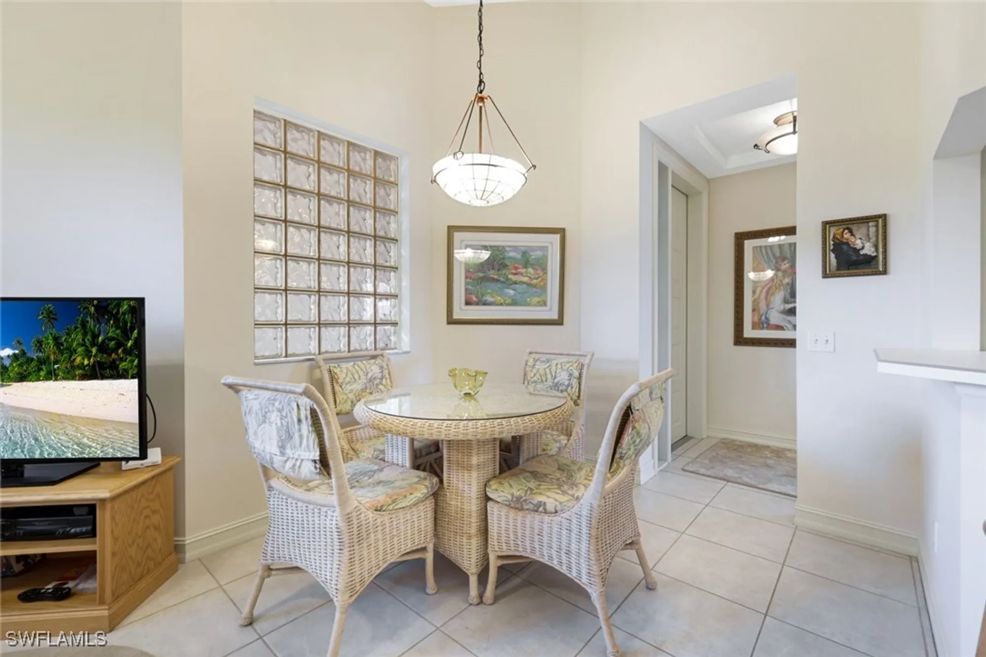 Property Slideshow image 19 of 50 | 795 bentwater cir 202, Naples, FL, 34108