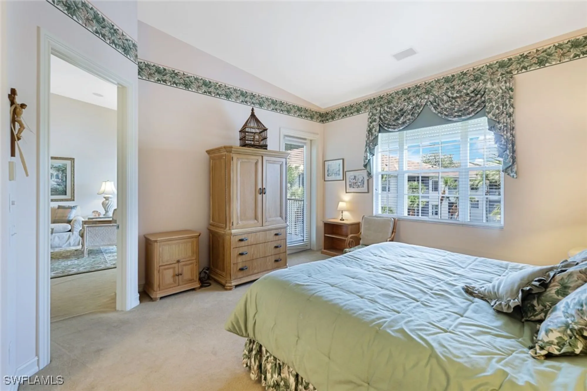 Property Slideshow image 22 of 50 | 795 bentwater cir 202, Naples, FL, 34108