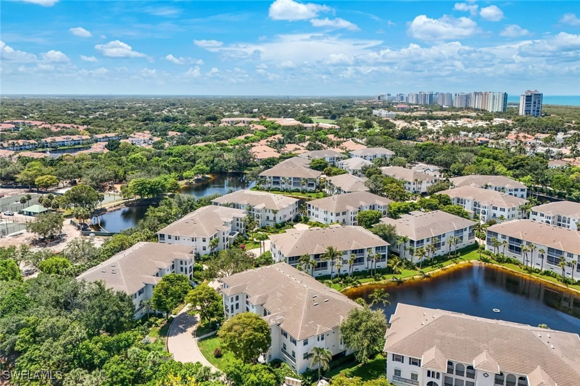 Property Slideshow image 37 of 50 | 795 bentwater cir 202, Naples, FL, 34108