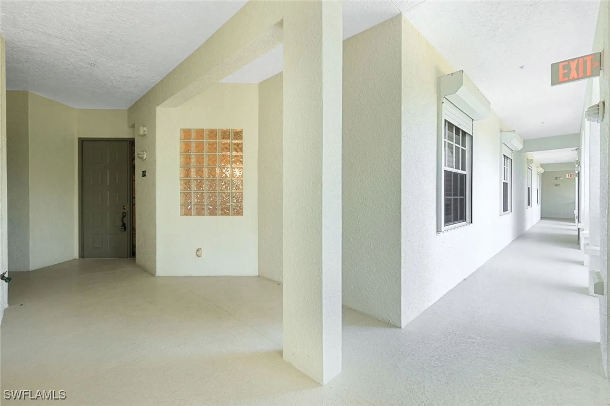 Property Slideshow image 4 of 50 | 795 bentwater cir 202, Naples, FL, 34108