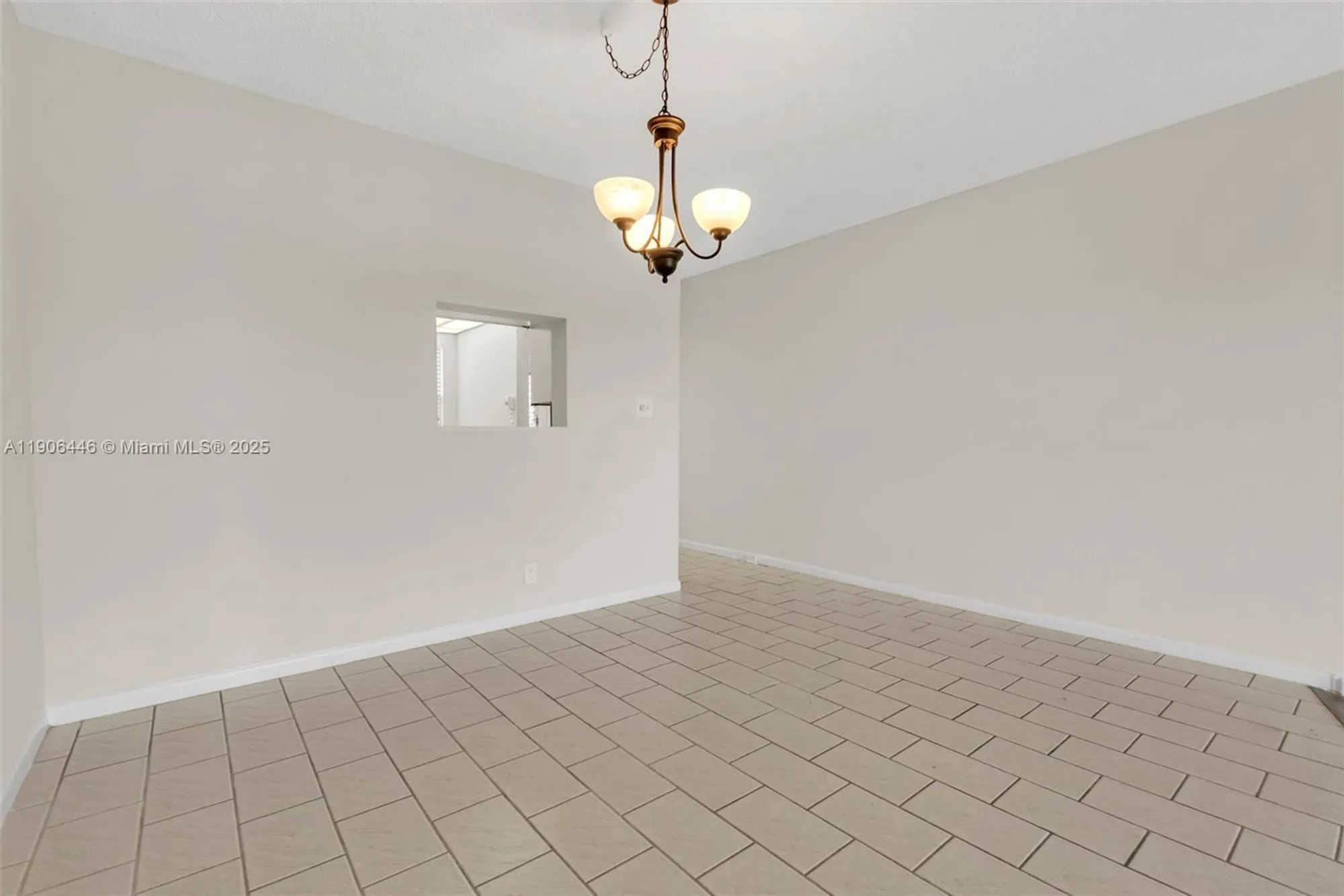 Property Slideshow image 15 of 26 | 4401 martinique ct apt c4, Coconut Creek, FL, 33066