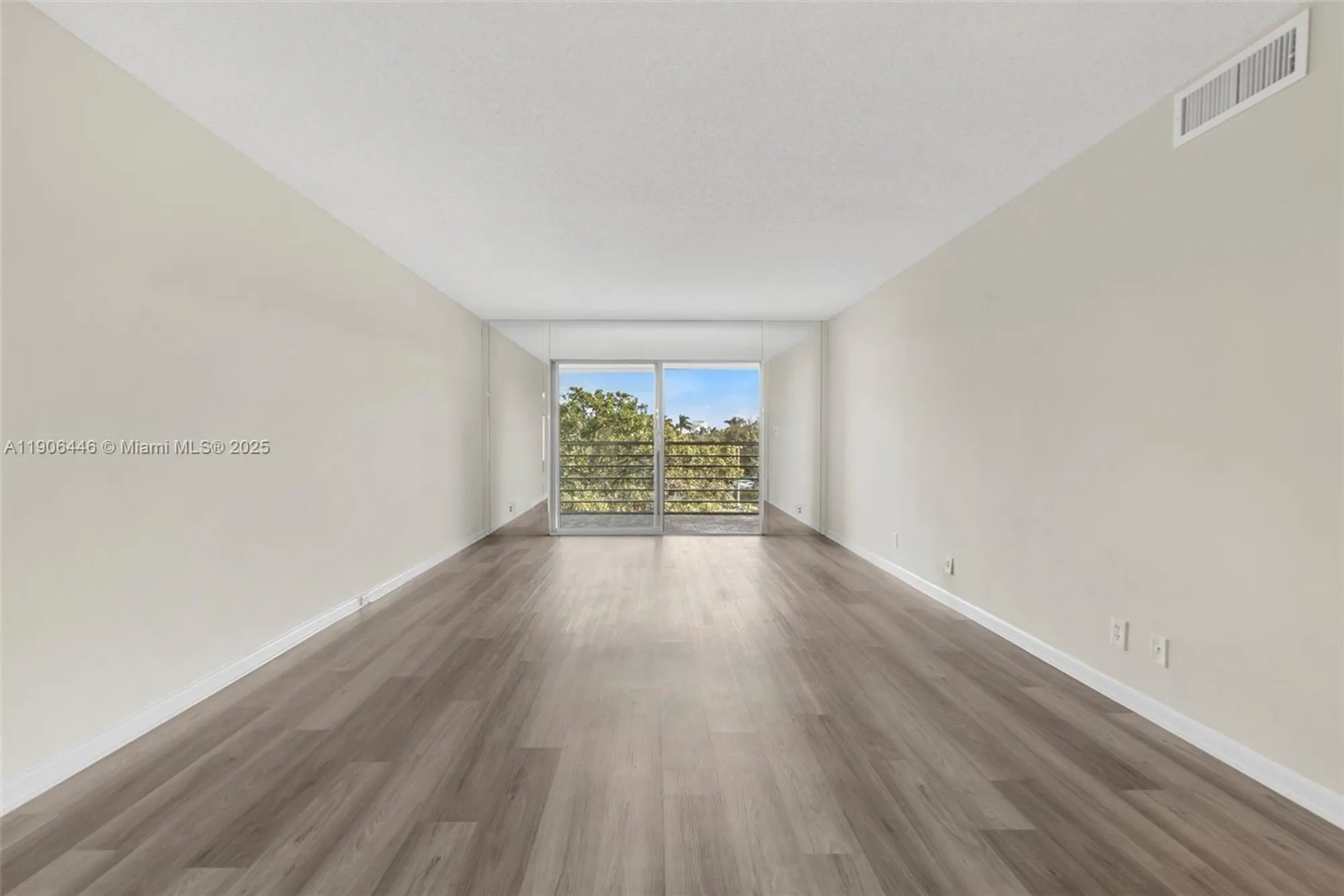 Property Slideshow image 10 of 26 | 4401 martinique ct apt c4, Coconut Creek, FL, 33066