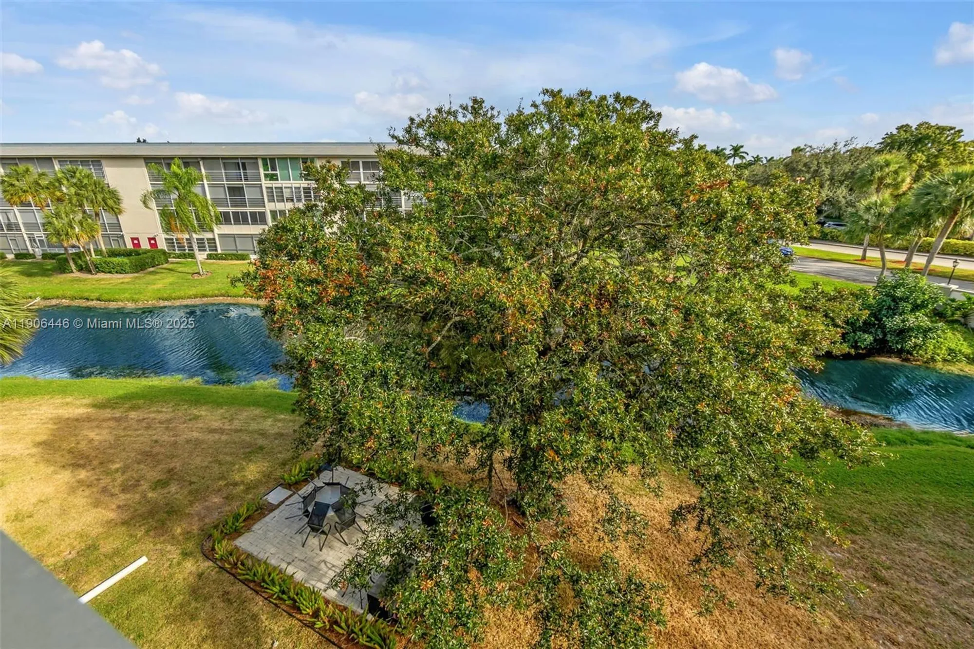 Property Slideshow image 4 of 26 | 4401 martinique ct apt c4, Coconut Creek, FL, 33066