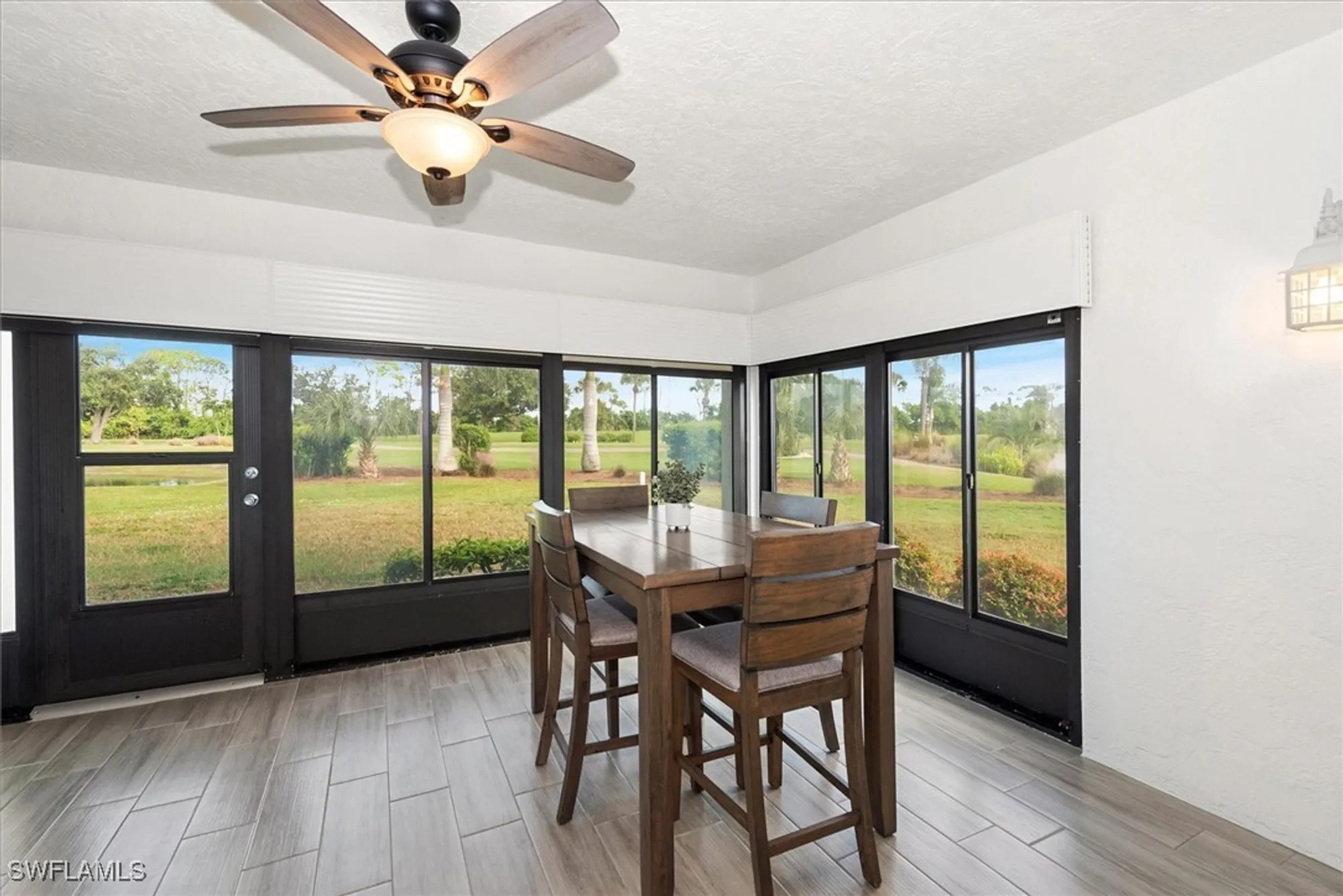 Property Slideshow image 13 of 31 | 5665 trailwinds dr 616, Fort Myers, FL, 33907