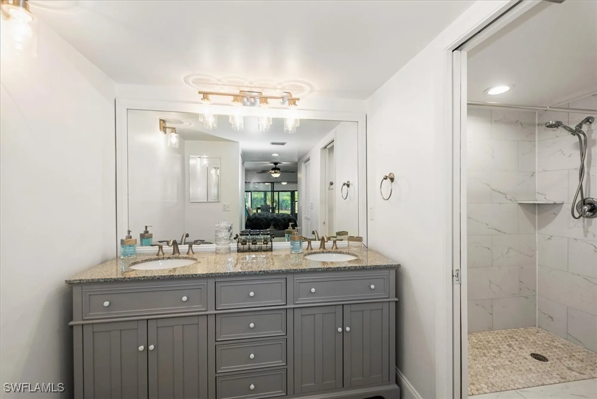 Property Slideshow image 20 of 31 | 5665 trailwinds dr 616, Fort Myers, FL, 33907