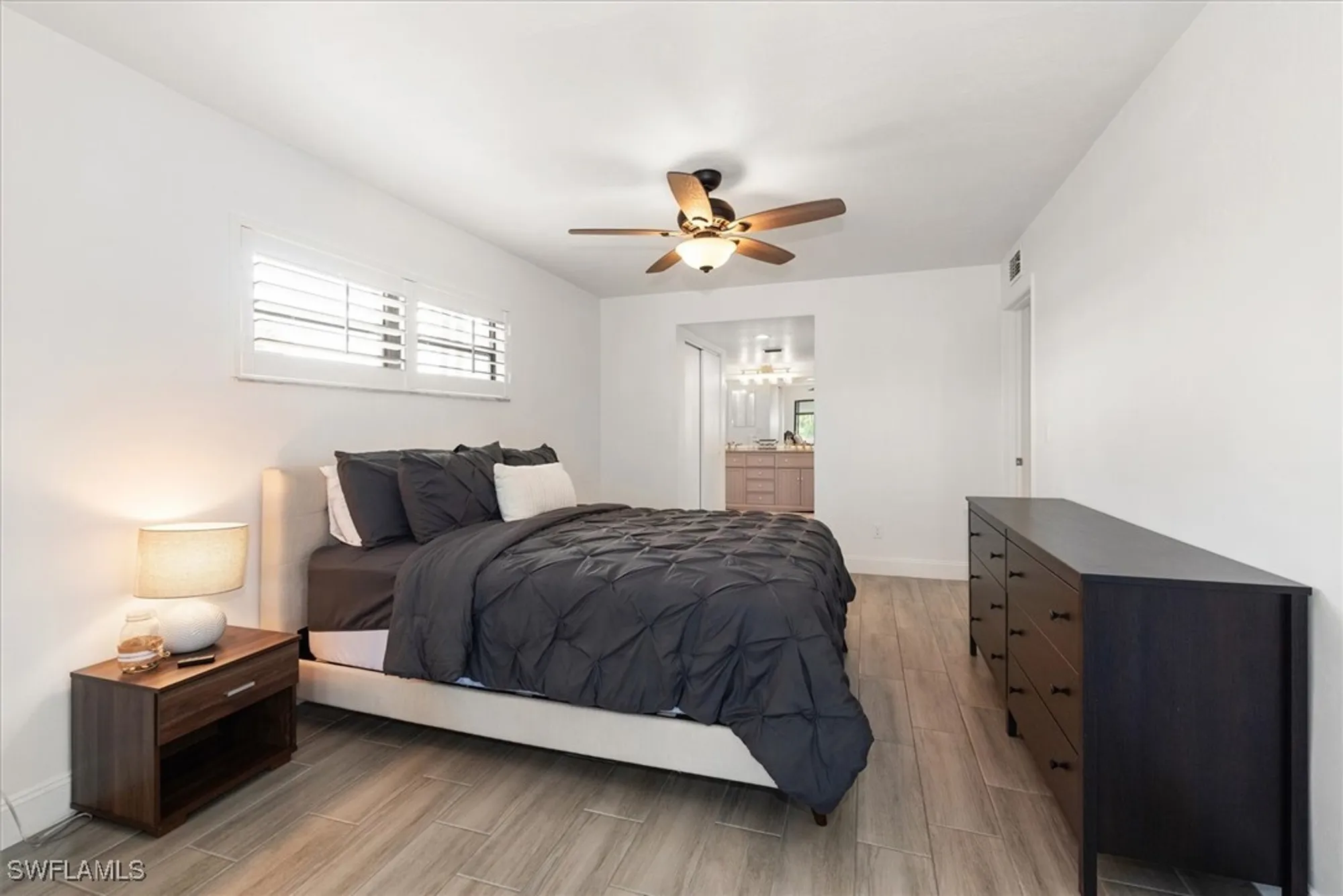 Property Slideshow image 22 of 31 | 5665 trailwinds dr 616, Fort Myers, FL, 33907