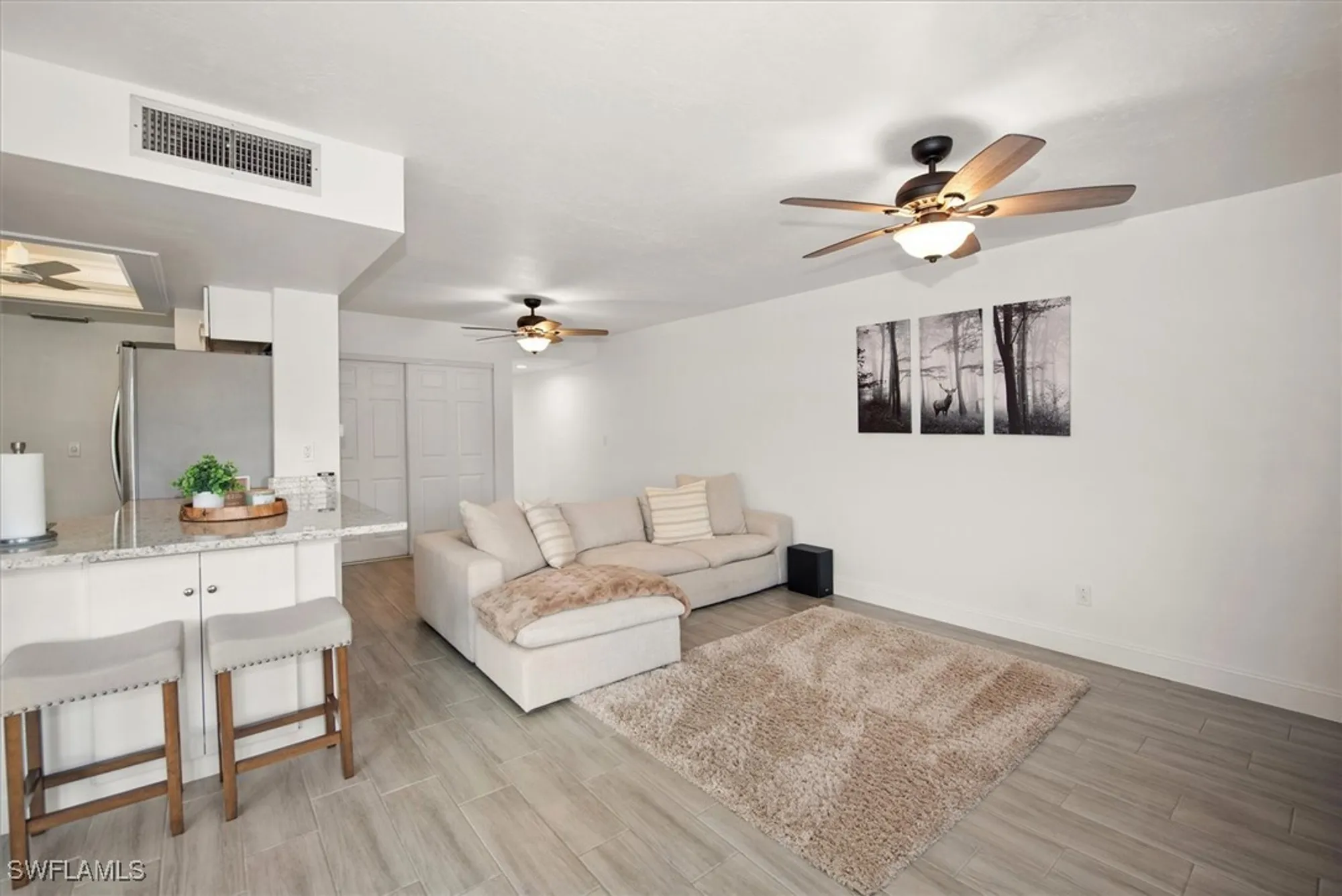 Property Slideshow image 7 of 31 | 5665 trailwinds dr 616, Fort Myers, FL, 33907