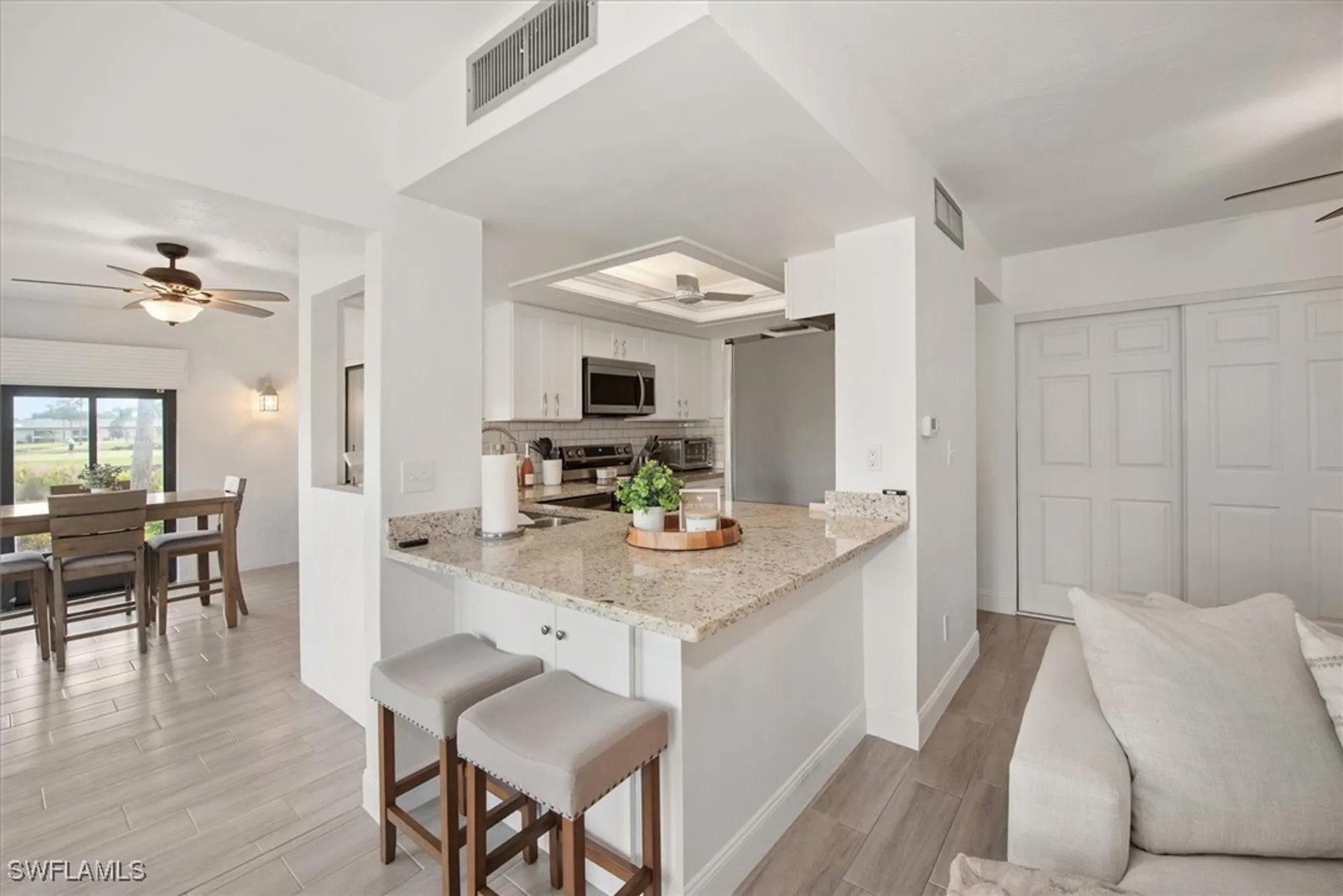 Property Slideshow image 9 of 31 | 5665 trailwinds dr 616, Fort Myers, FL, 33907