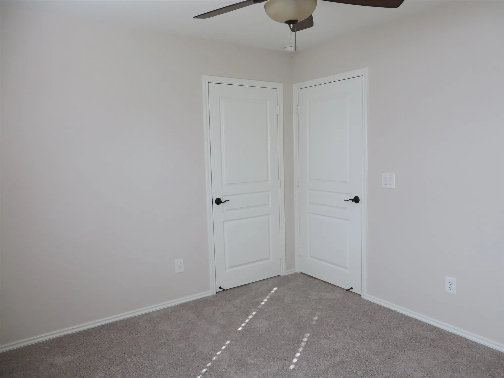 Property Slideshow image 9 of 19 | 1014 oleander way, Richmond, TX, 77469