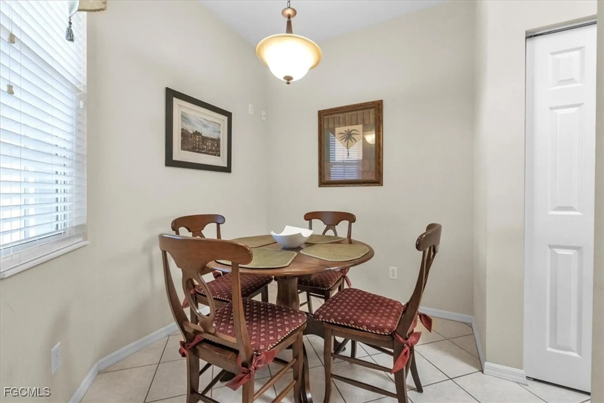 Property Slideshow image 10 of 40 | 14510 farrington way apt 204, Fort Myers, FL, 33912