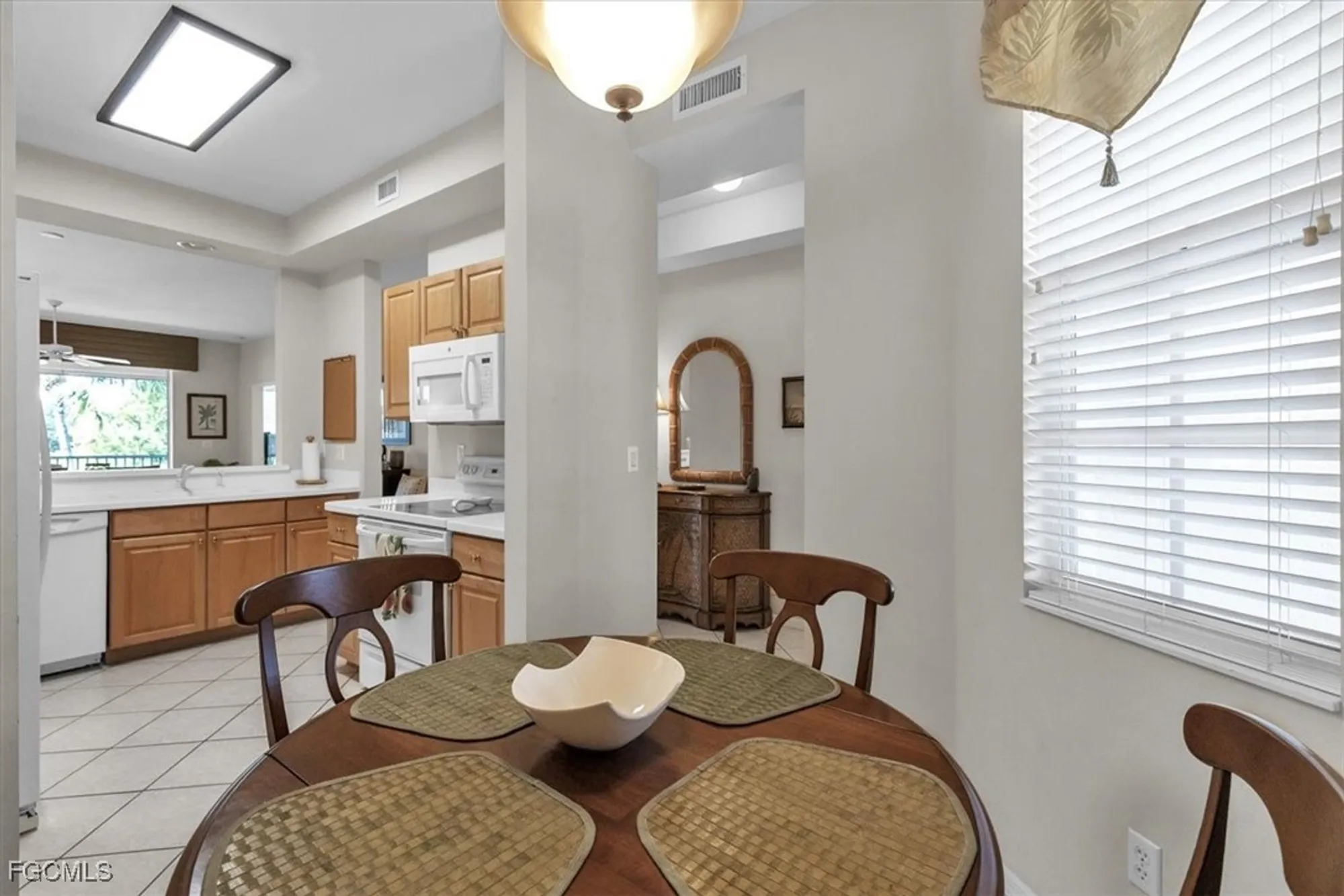 Property Slideshow image 11 of 40 | 14510 farrington way apt 204, Fort Myers, FL, 33912