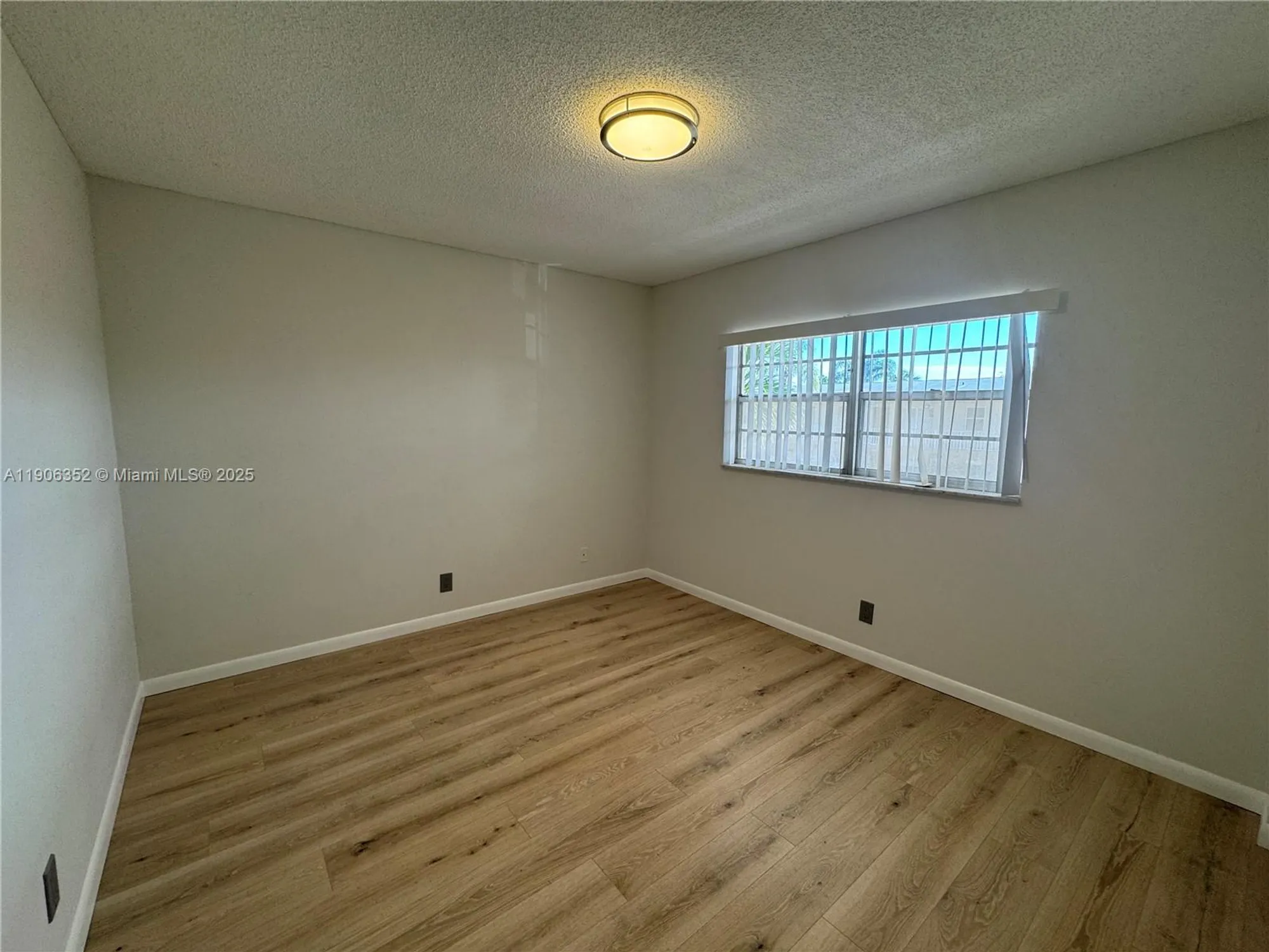 Property Slideshow image 7 of 15 | 7205 nw 5th ct apt 202, Margate, FL, 33063
