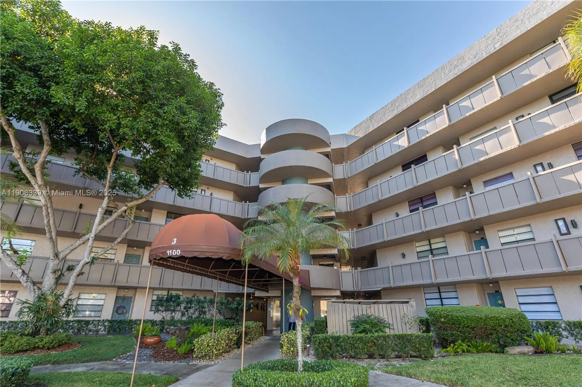 Property Slideshow image 1 of 36 | 1100 colony point cir apt 414, Pembroke Pines, FL, 33026