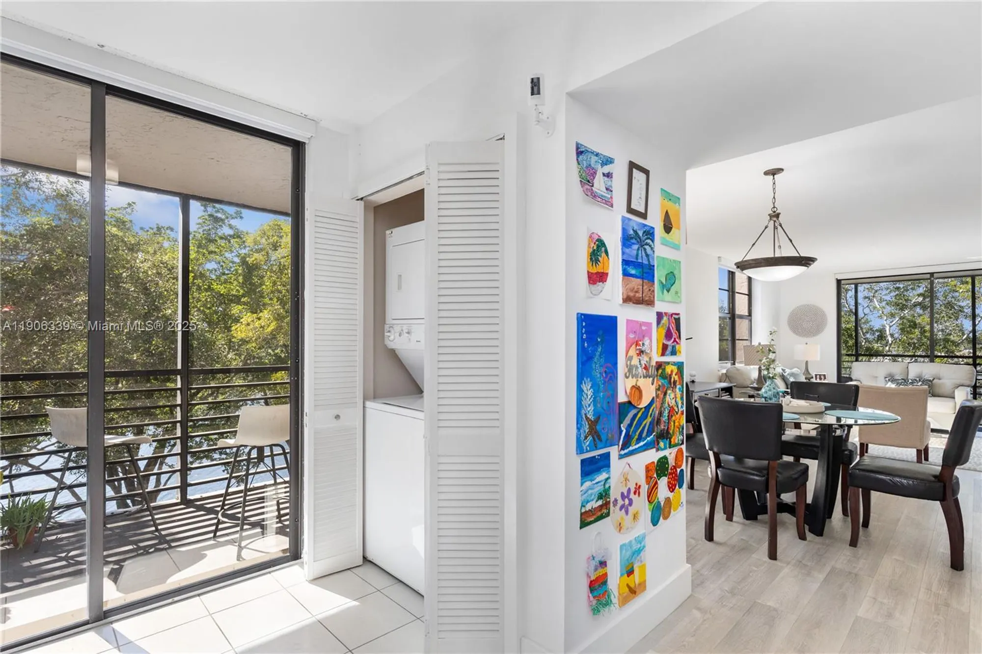 Property Slideshow image 6 of 36 | 1100 colony point cir apt 414, Pembroke Pines, FL, 33026