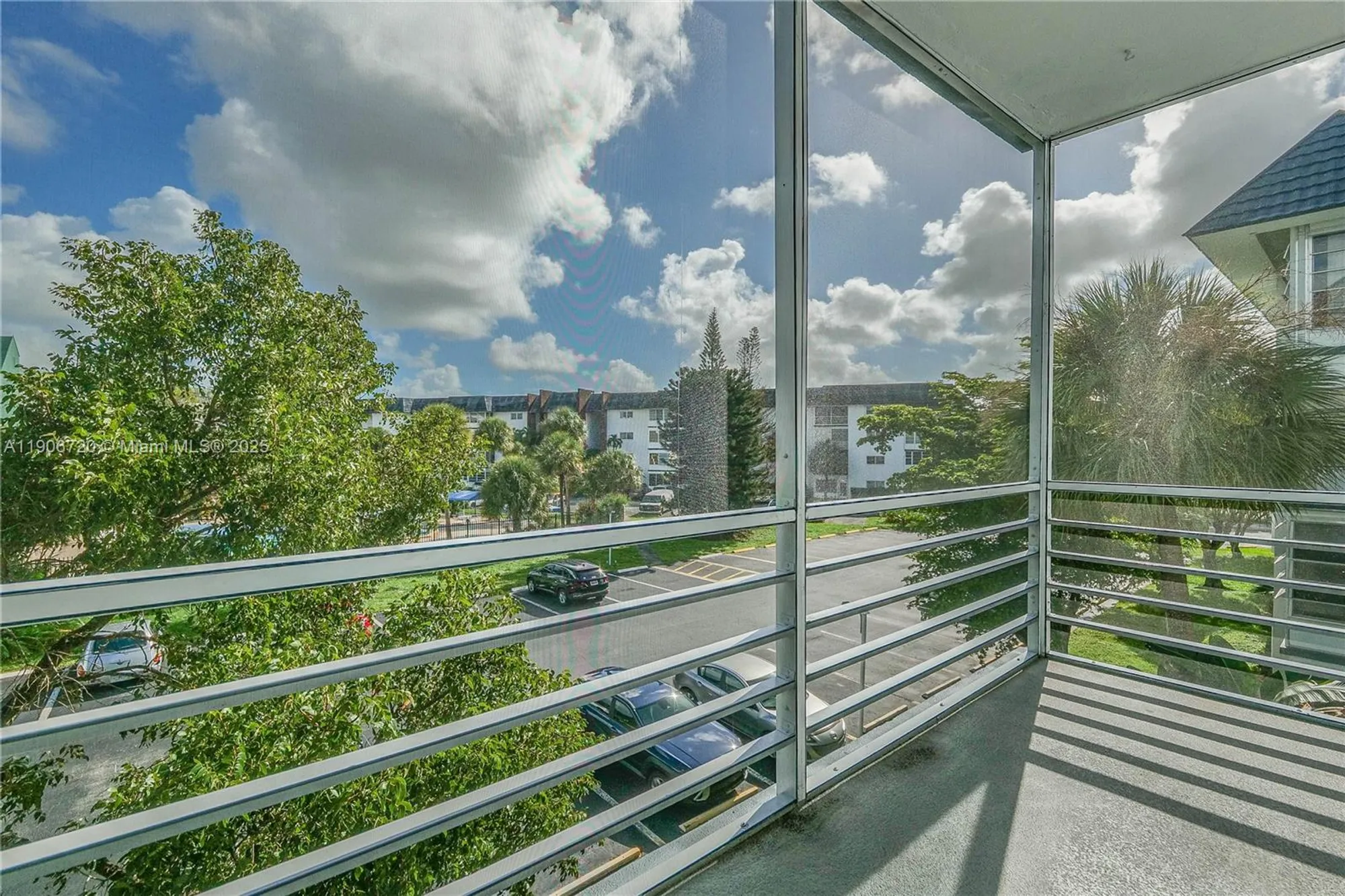 Property Slideshow image 19 of 31 | 4770 nw 21st st 302, Lauderhill, FL, 33313