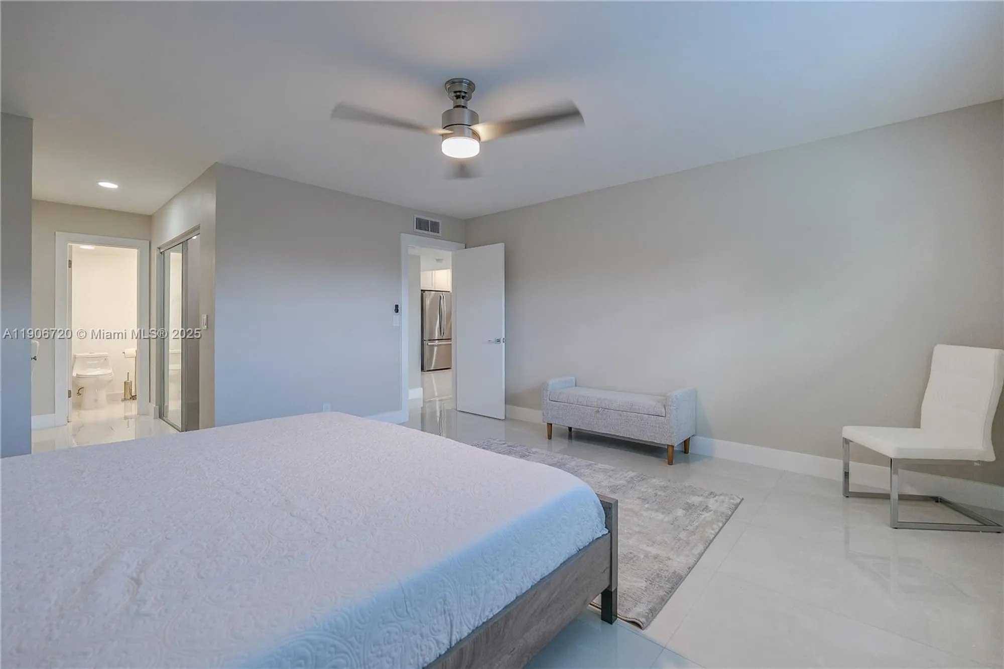 Property Slideshow image 10 of 31 | 4770 nw 21st st 302, Lauderhill, FL, 33313