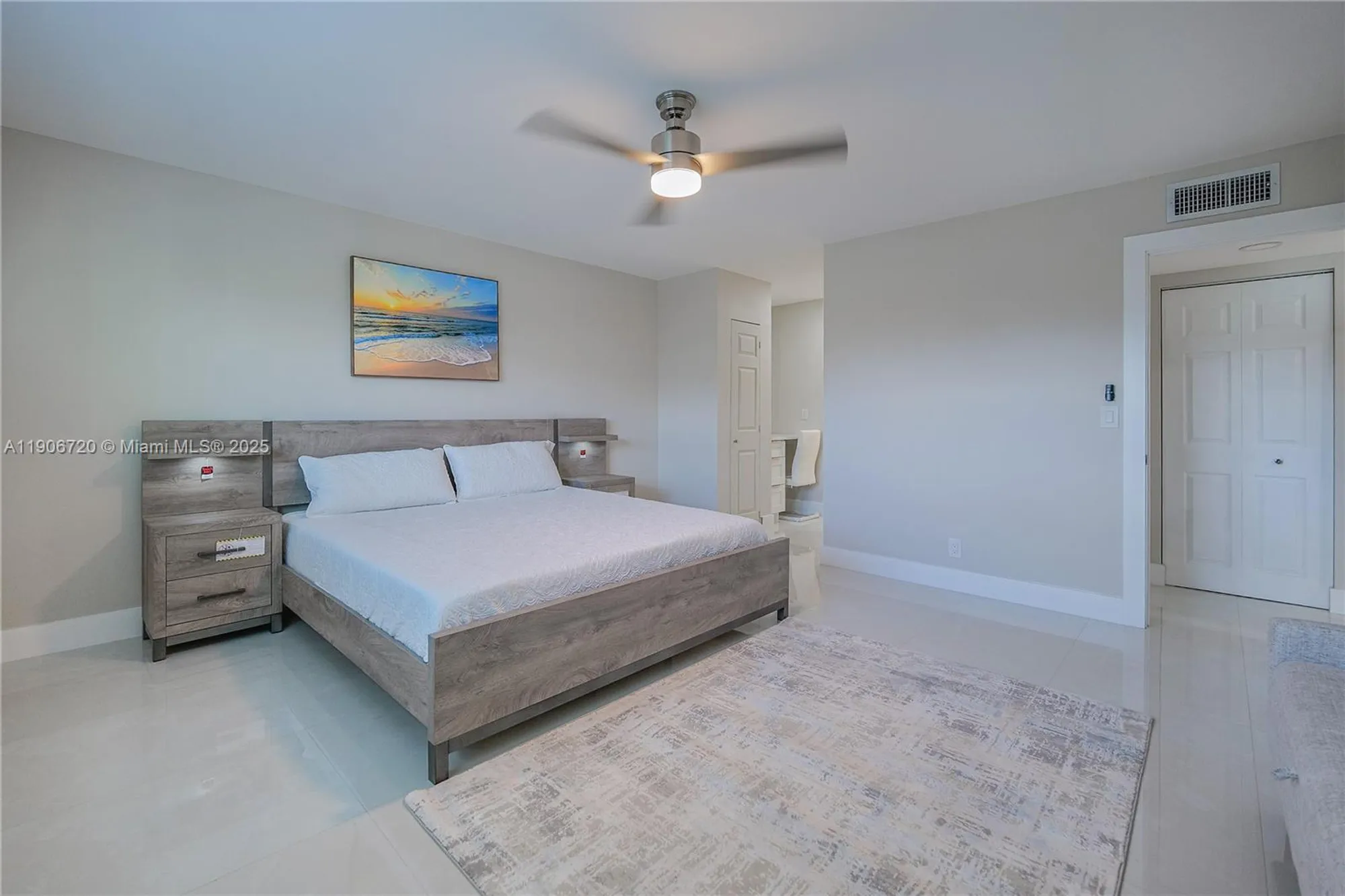 Property Slideshow image 11 of 31 | 4770 nw 21st st 302, Lauderhill, FL, 33313