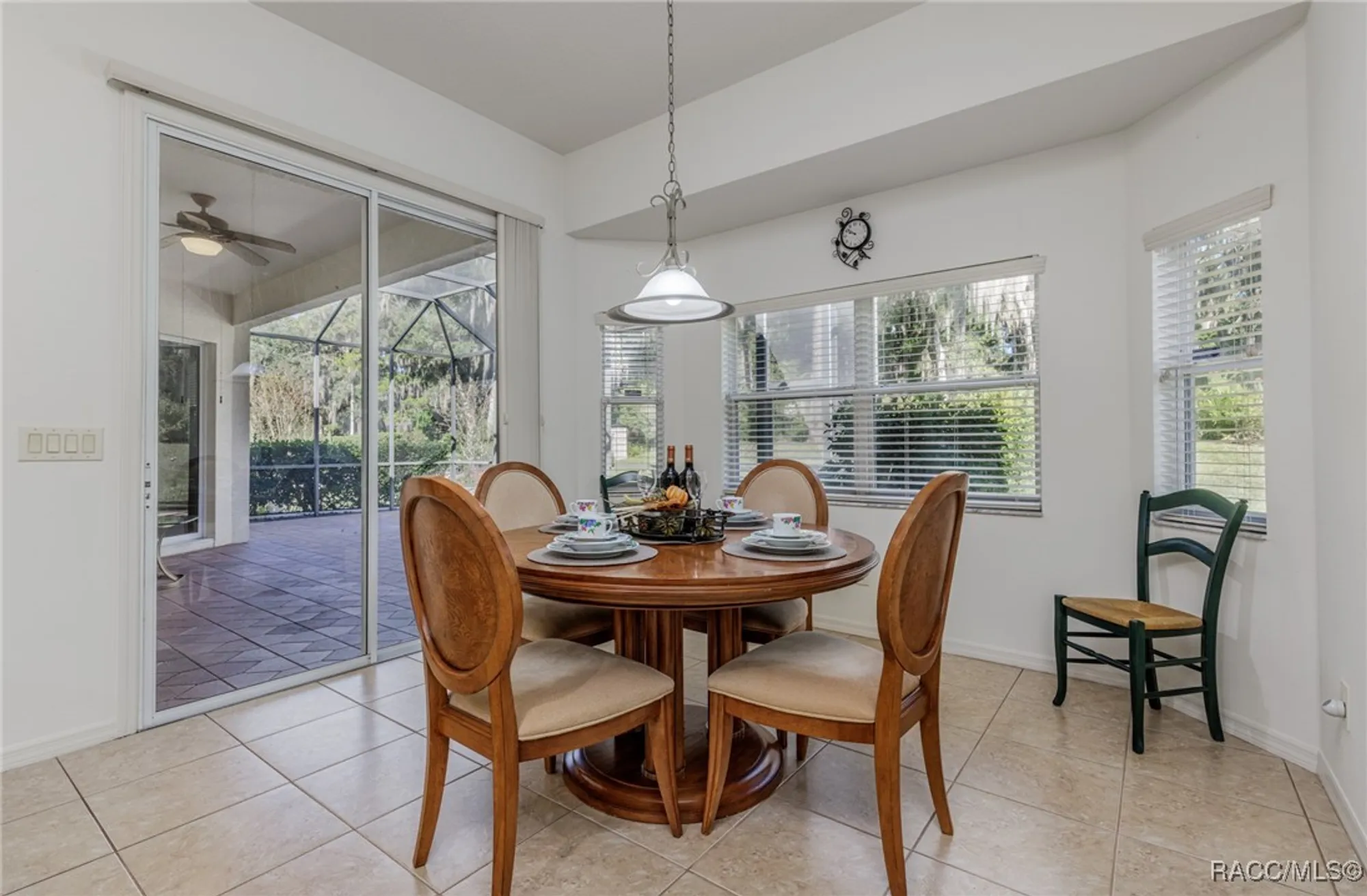 Property Slideshow image 13 of 51 | 1056 w beagle run loop, Hernando, FL, 34442