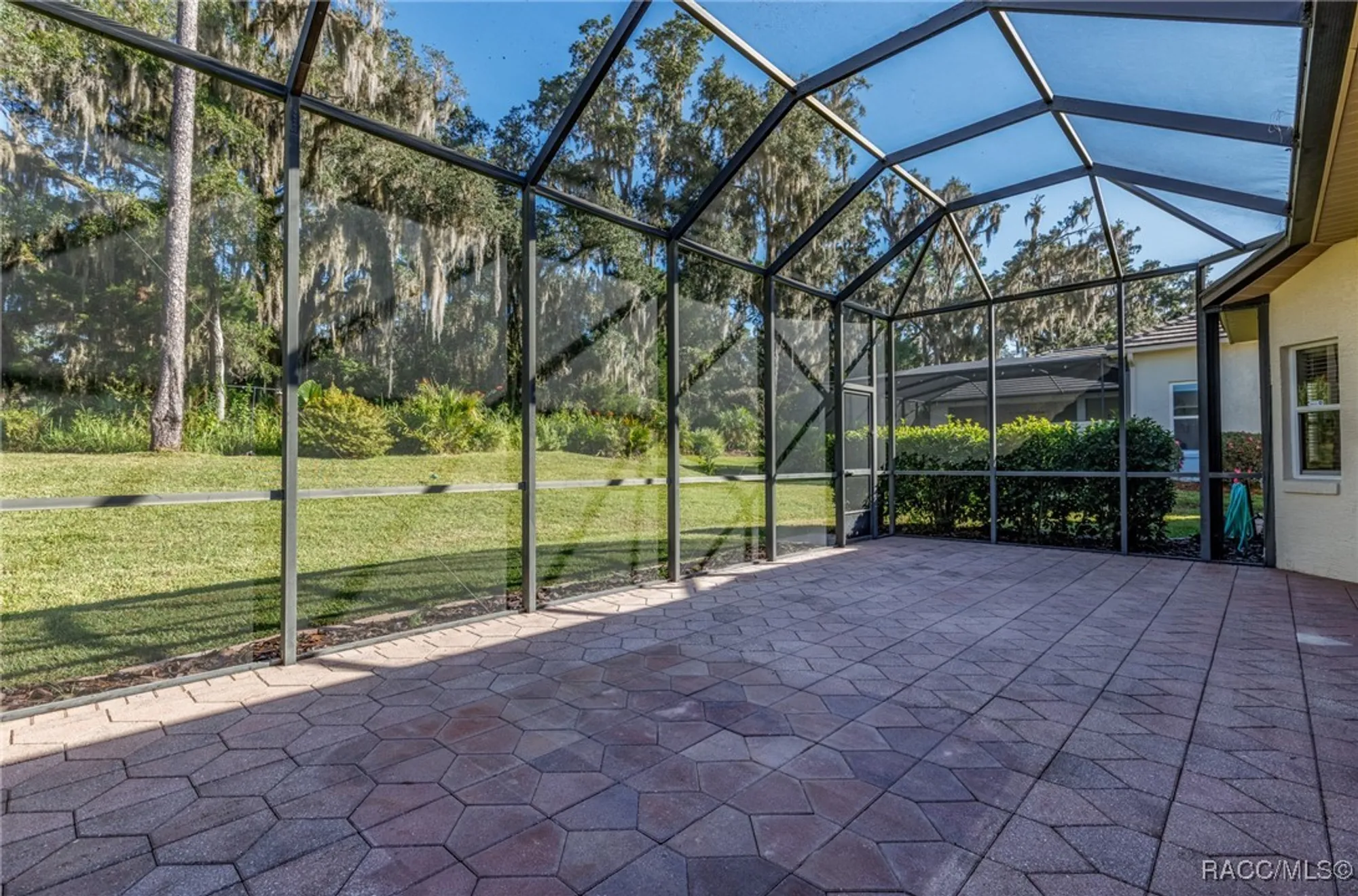 Property Slideshow image 27 of 51 | 1056 w beagle run loop, Hernando, FL, 34442